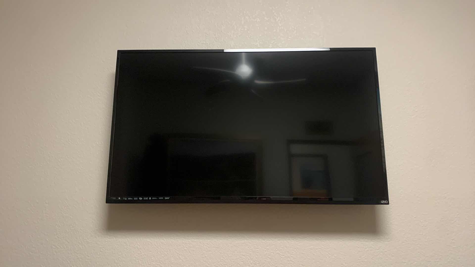 Photo 1 of 55” VIZIO FLATSCREEN TV