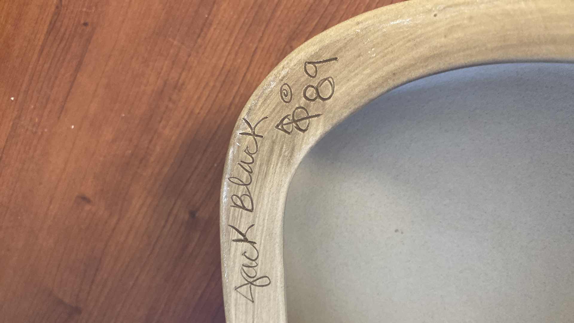 Photo 1 of VINTAGE 1989 NATIVE AMERICAN JACK BLACK NAVAJO POTTERY 2 PIECE SET  LARGEST 10” X H8”