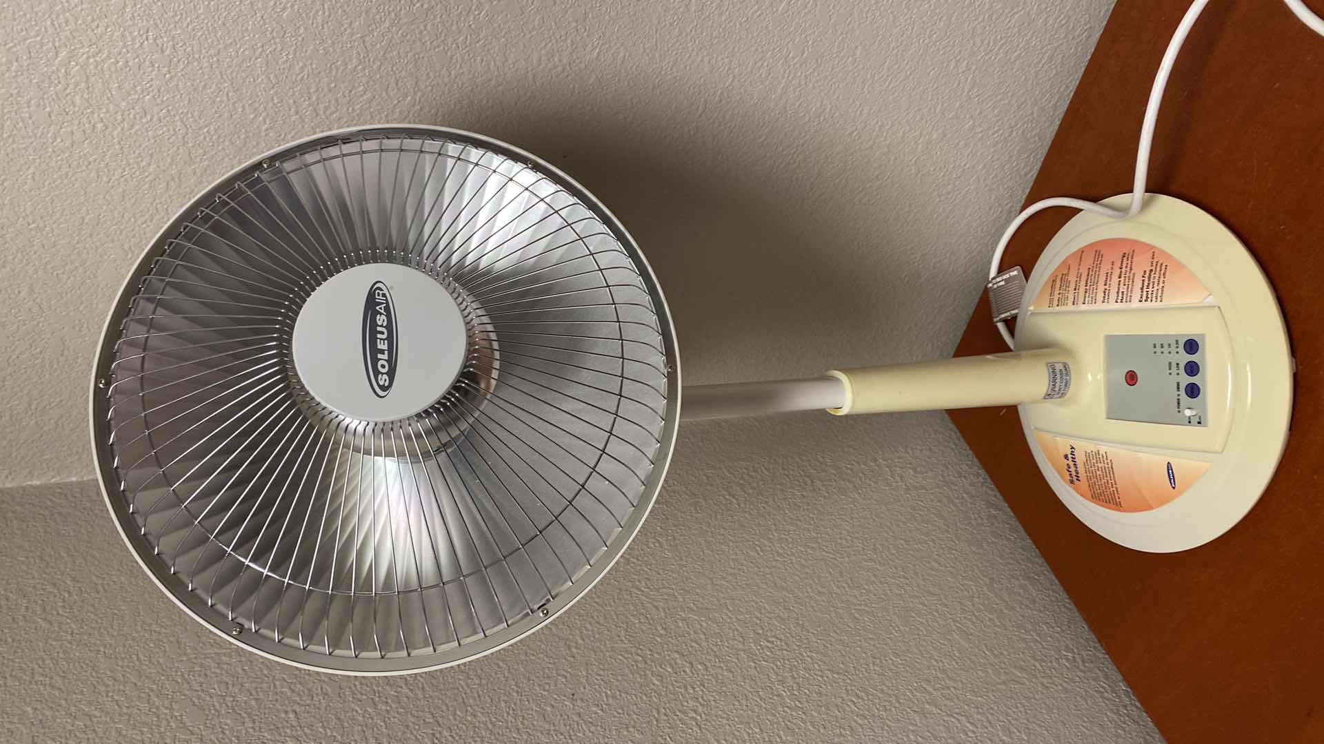 Photo 1 of SOLEUS AIR HEATER ADJUSTABLE TO MAX H36”