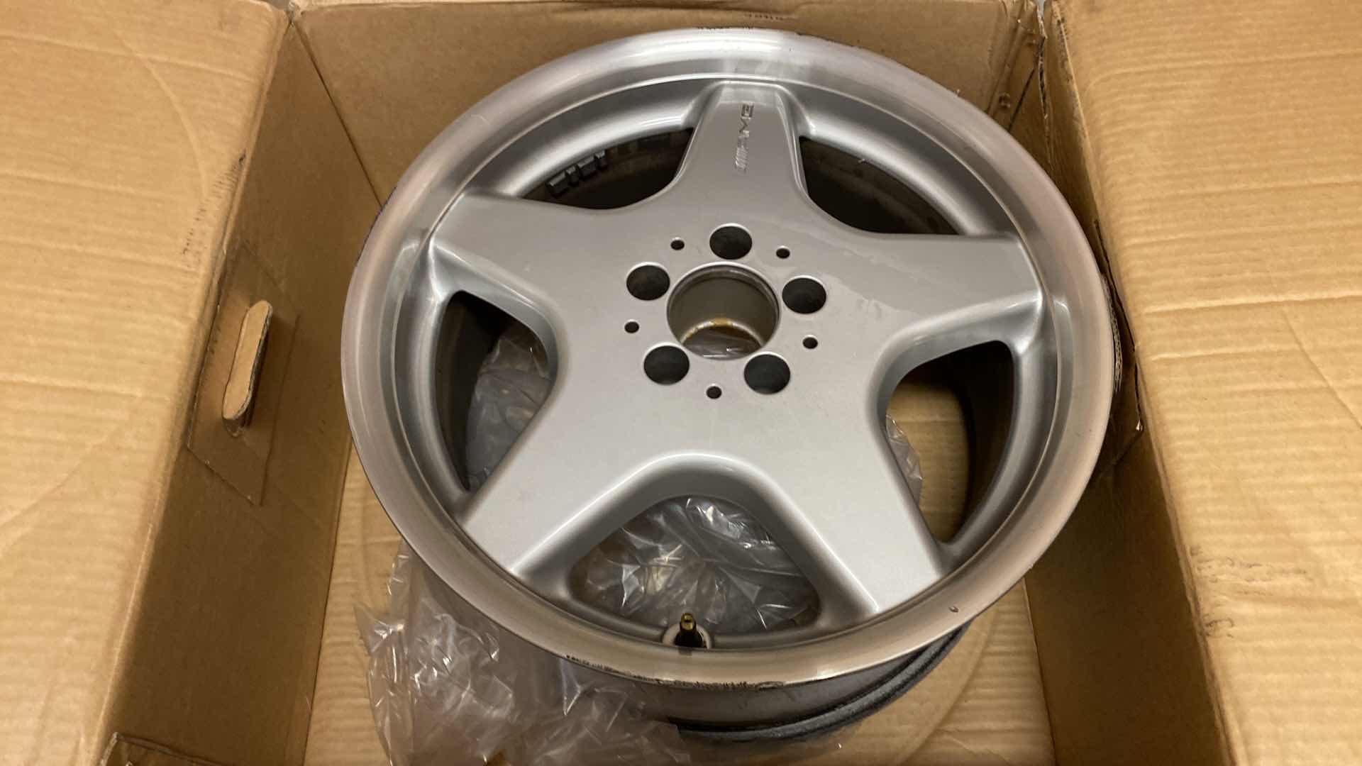 Photo 1 of 4-WHEEL SET MERCEDES AMG XIX 21 RIMS SIZE 20” X  8.5”