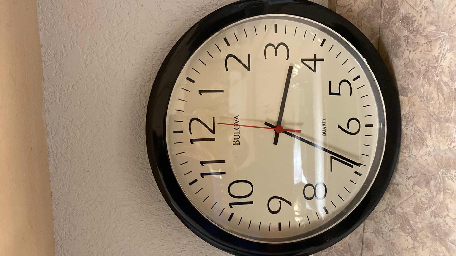 Photo 2 of 6 ASSORTED TRAYS AND A BULOVA PLASTIC WALL CLOCK