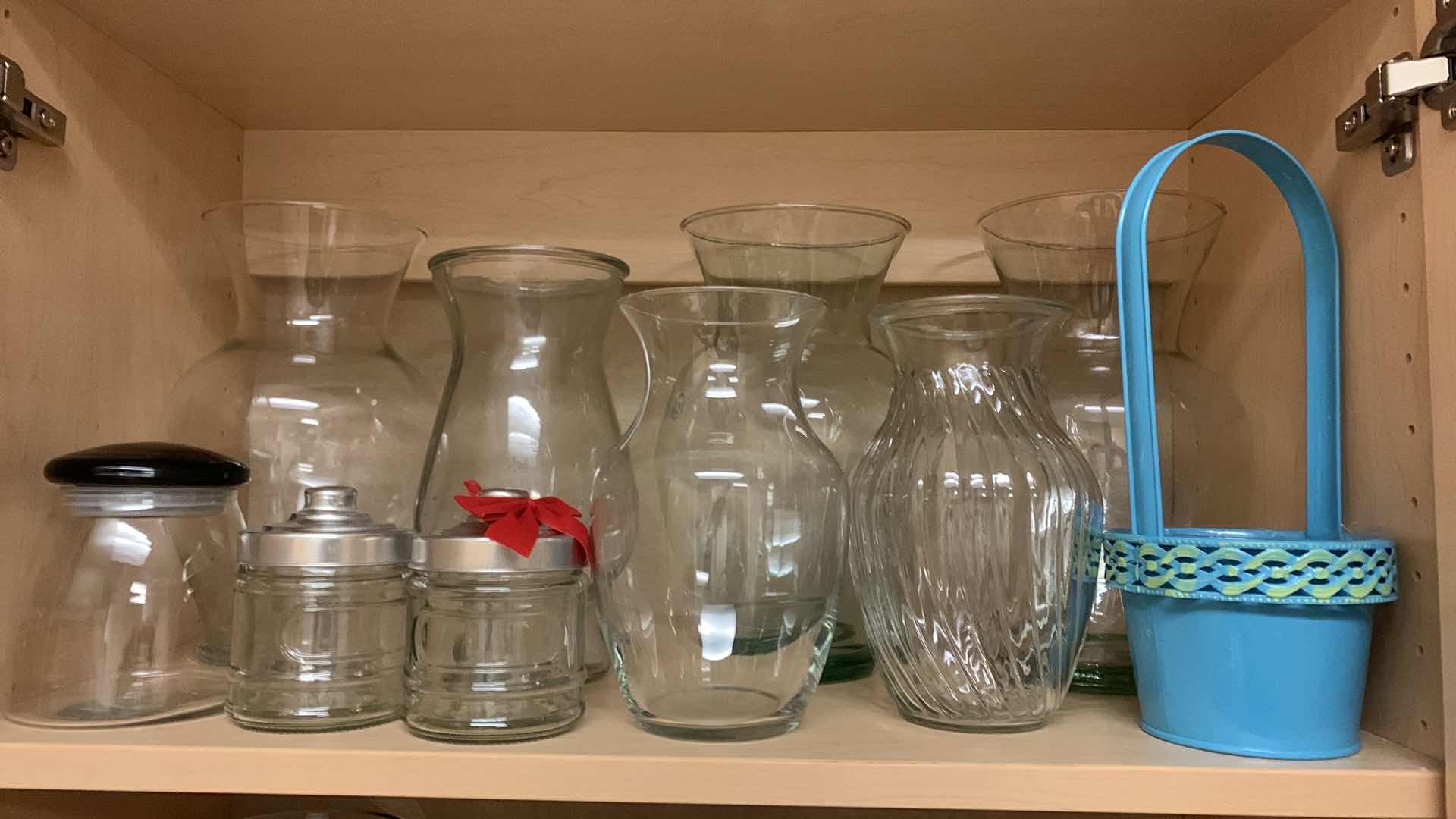 Photo 1 of CONTENTS OF CABINET