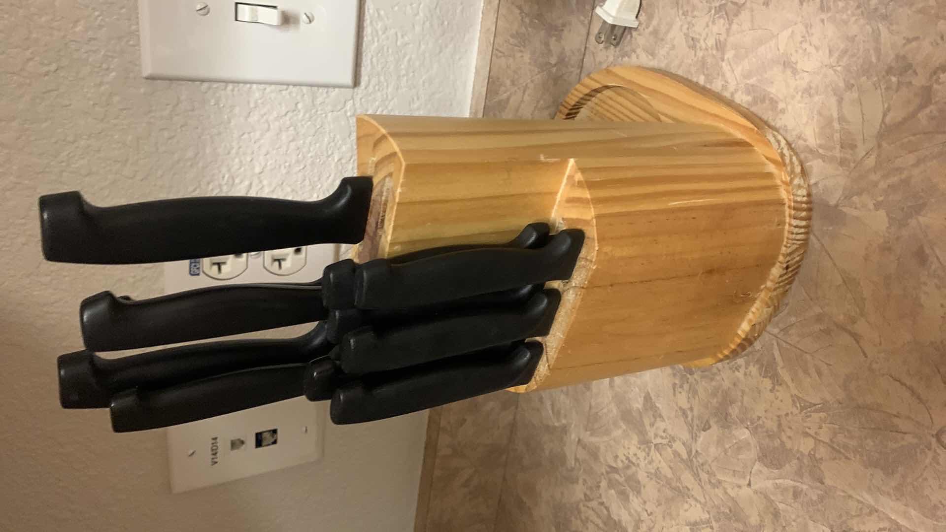 Photo 2 of KITCHEN ACCESSORIES AND IRON