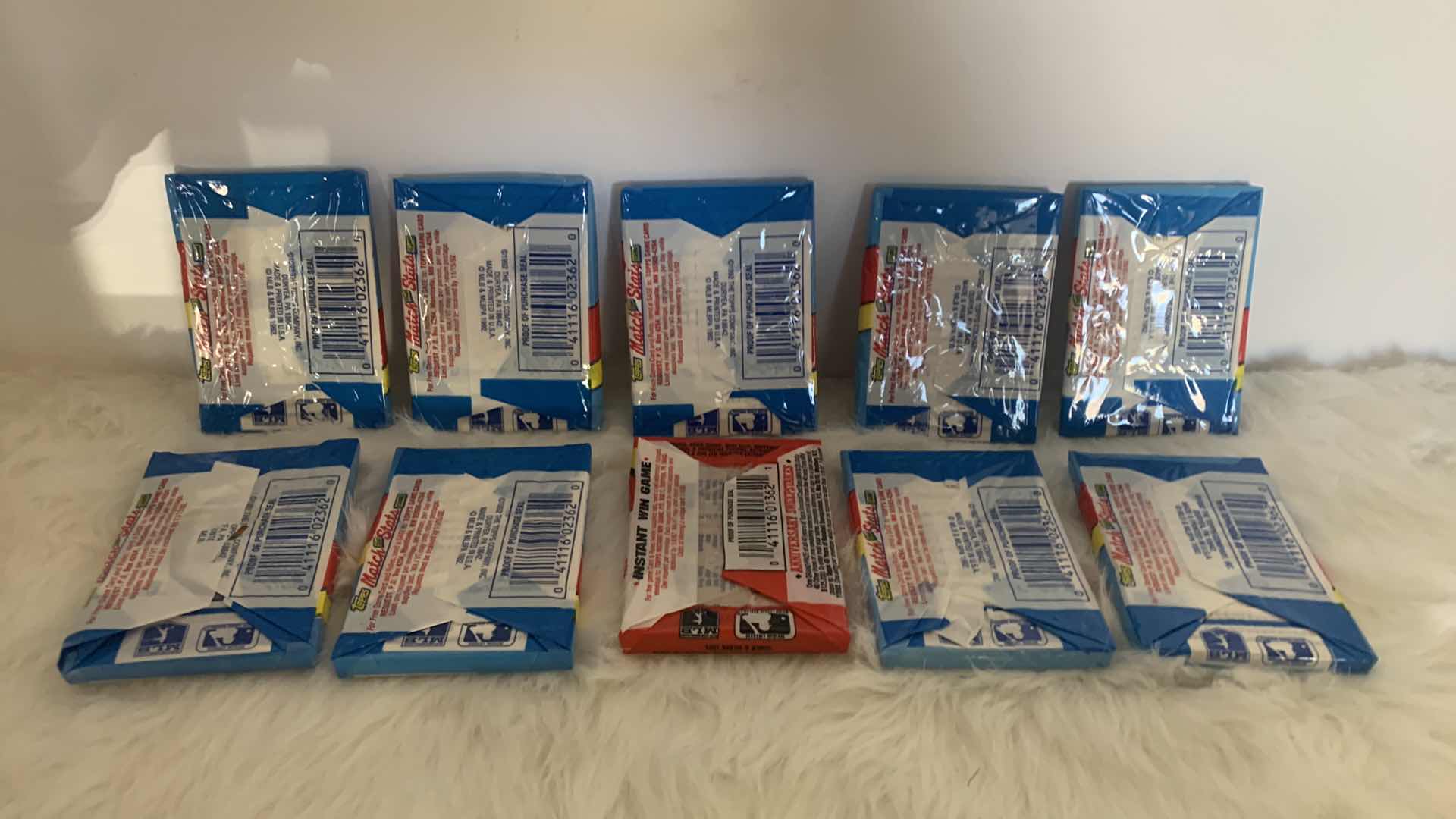 Photo 1 of 10 PACKS TOPS MAJOR LEAGUE BASEBALL CARDS, NEW