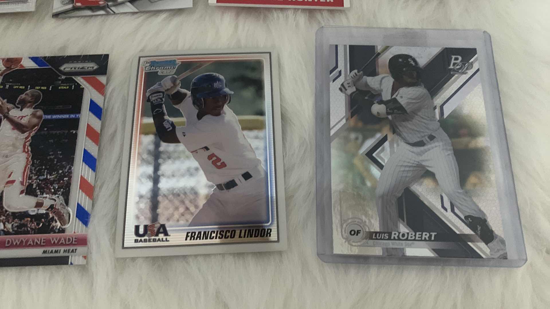 Photo 7 of 17 COLLECTIBLE SPORTS CARDS