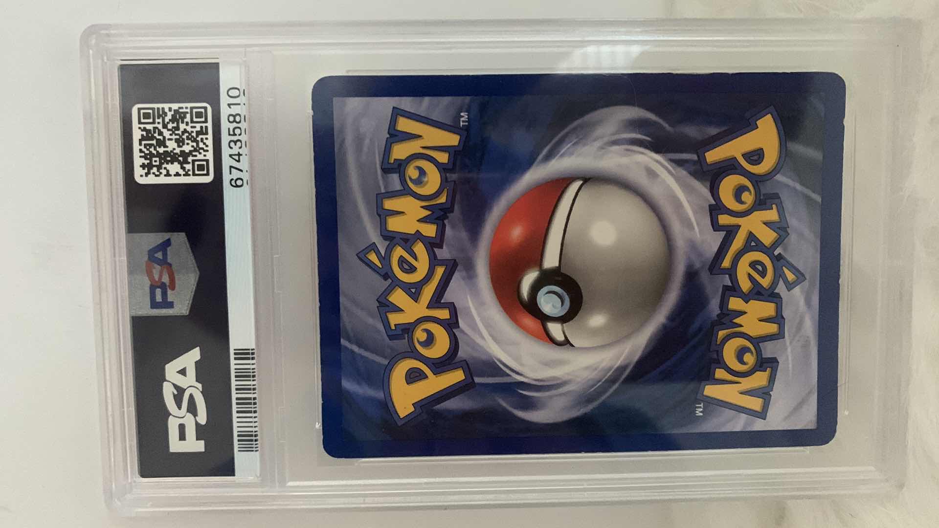 Photo 2 of COLLECTIBLE POKÉMON MEWTWO HOLO