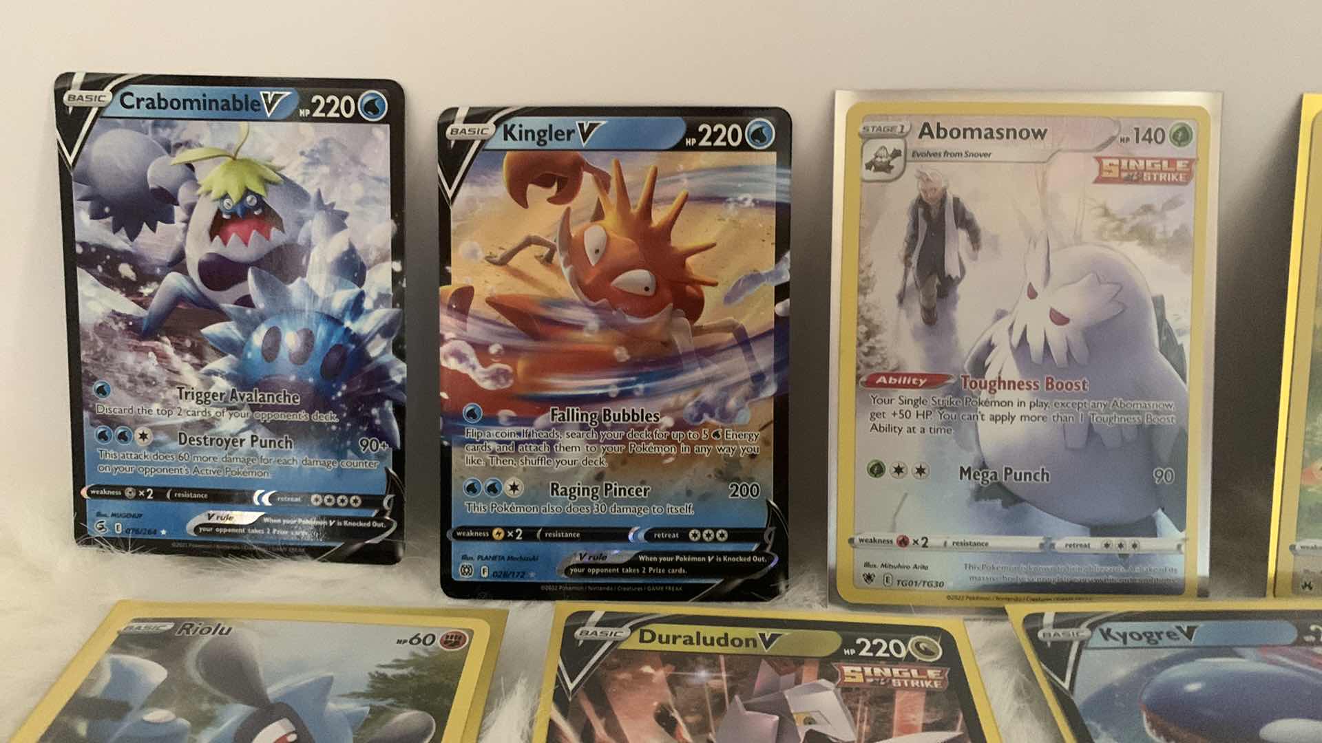 Photo 1 of 7 COLLECTIBLE POKÉMON CARDS