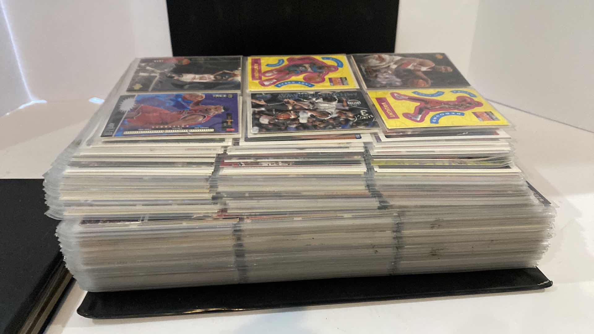 Photo 9 of 2-BINDERS FOOTBALL AND BASKETBALL CARDS