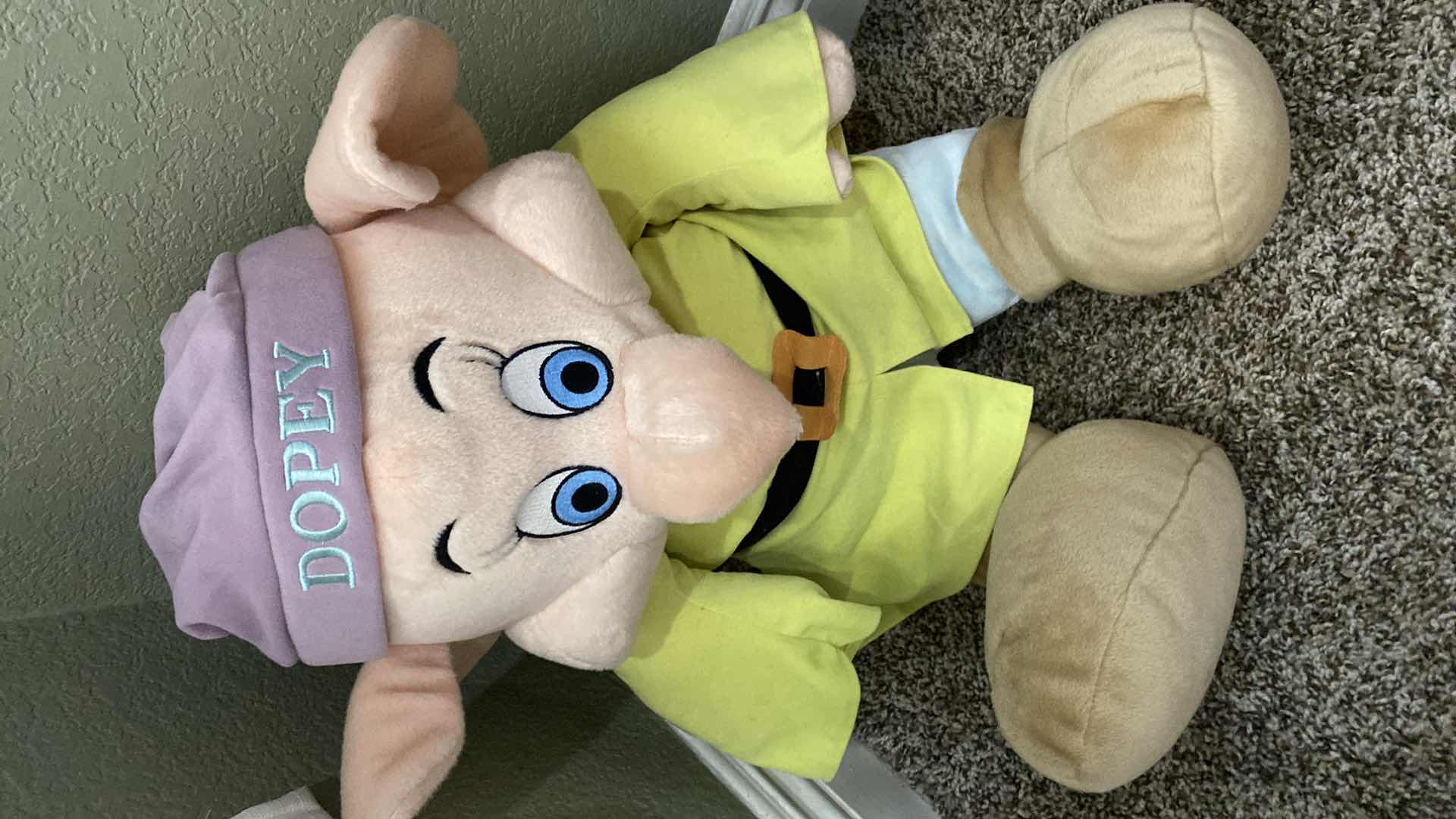 Photo 1 of DISNEY 7 DWARFS H25” EACH