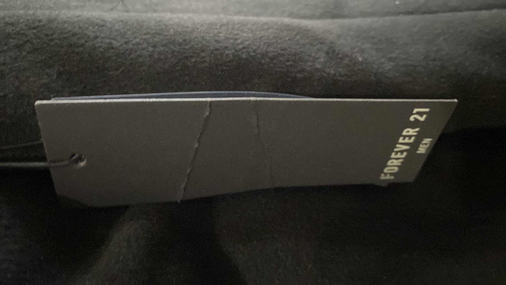 Photo 1 of NEW WITH TAG FOREVER 21 MENS JACKET SIZE M