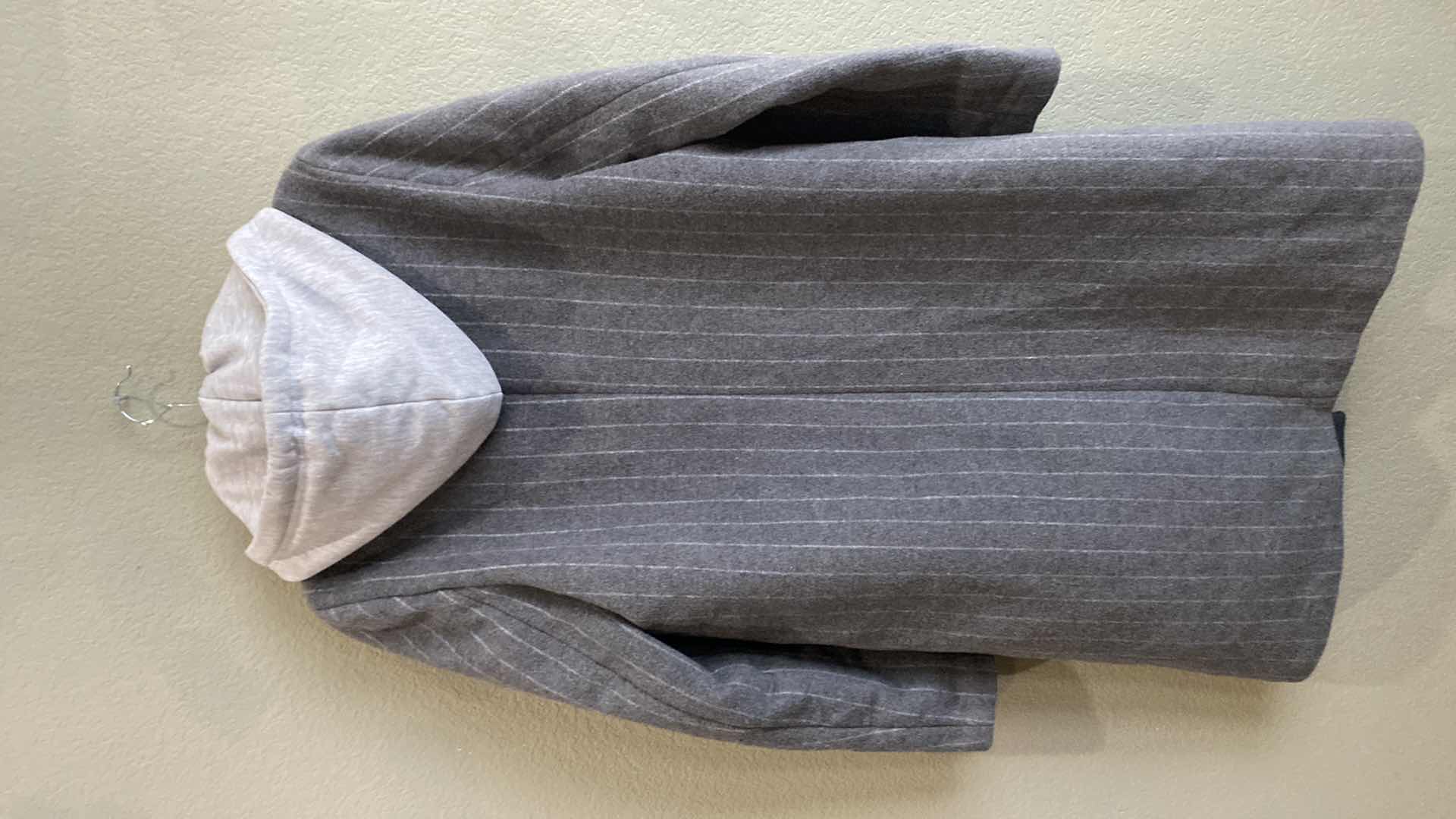 Photo 1 of NEW MENS KENDALL & KYLE COAT SIZE MEDIUM WITH REMOVABLE HOOD