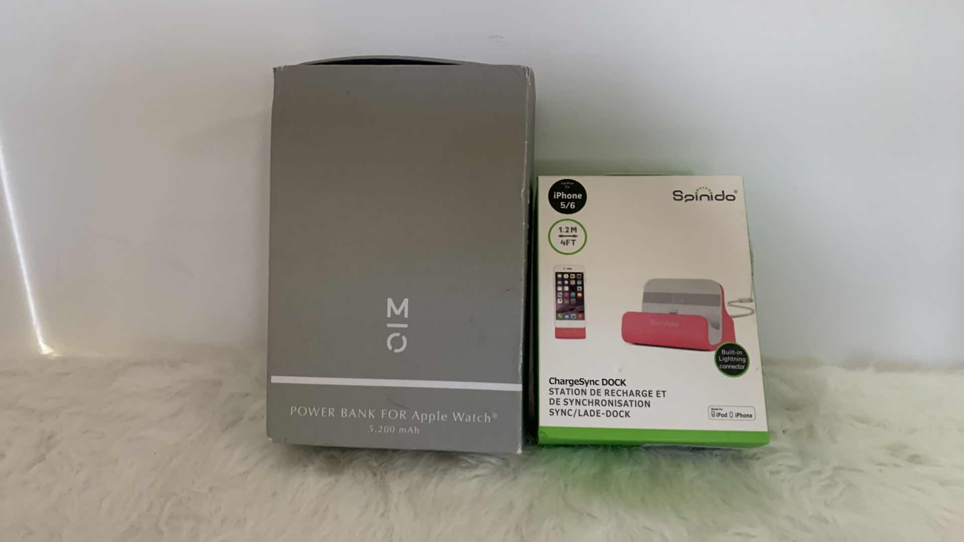 Photo 1 of NEW APPLE ACCESSORIES, POWER BANK FOR APPLE WATCH AND CHARGE STATION