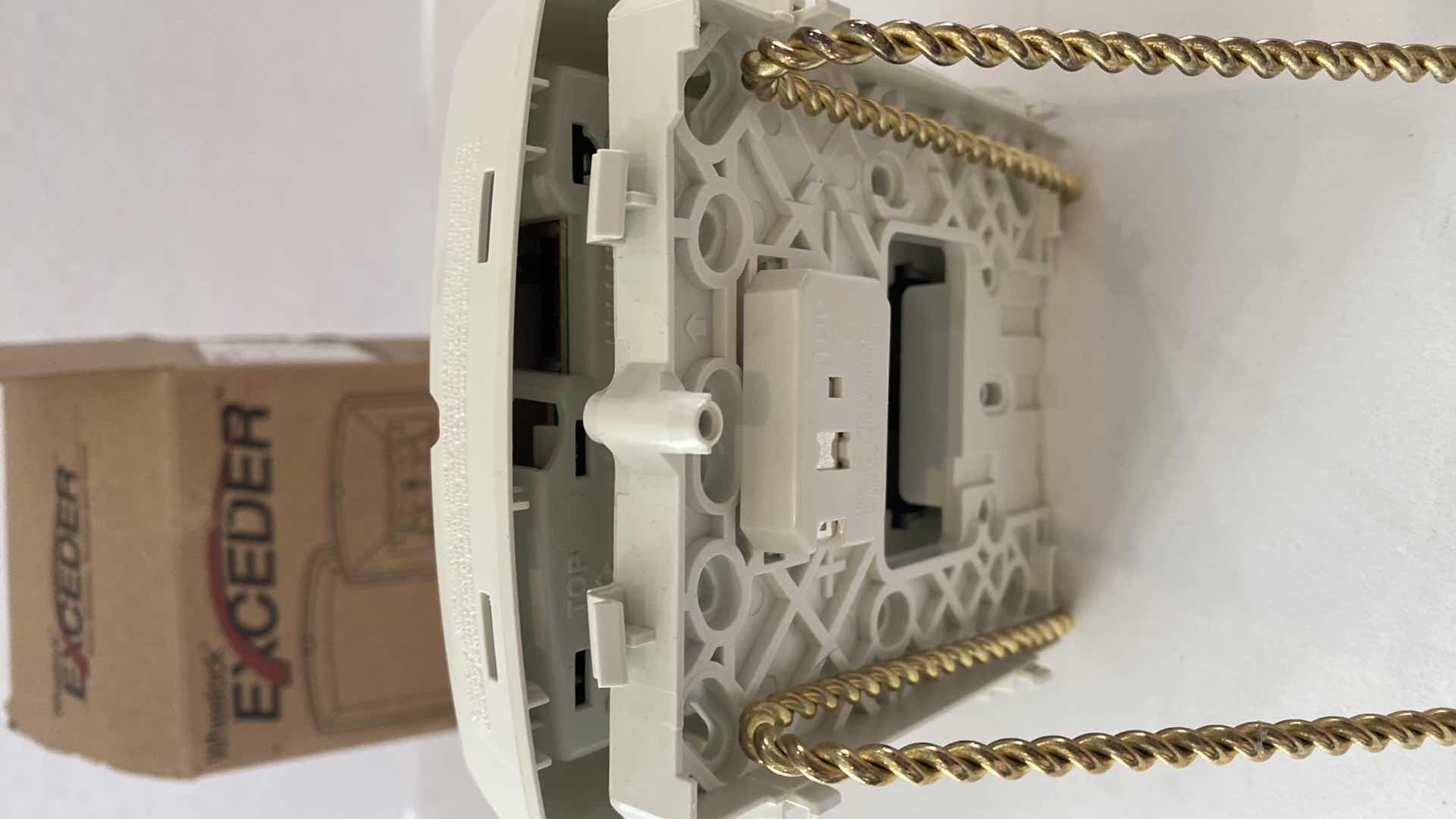 Photo 1 of NEW IN BOX EATIN HSW WHEELOCK EXCEDER WALL MOUNT WHITE HORN STROBE SUG. RETAIL $99.99