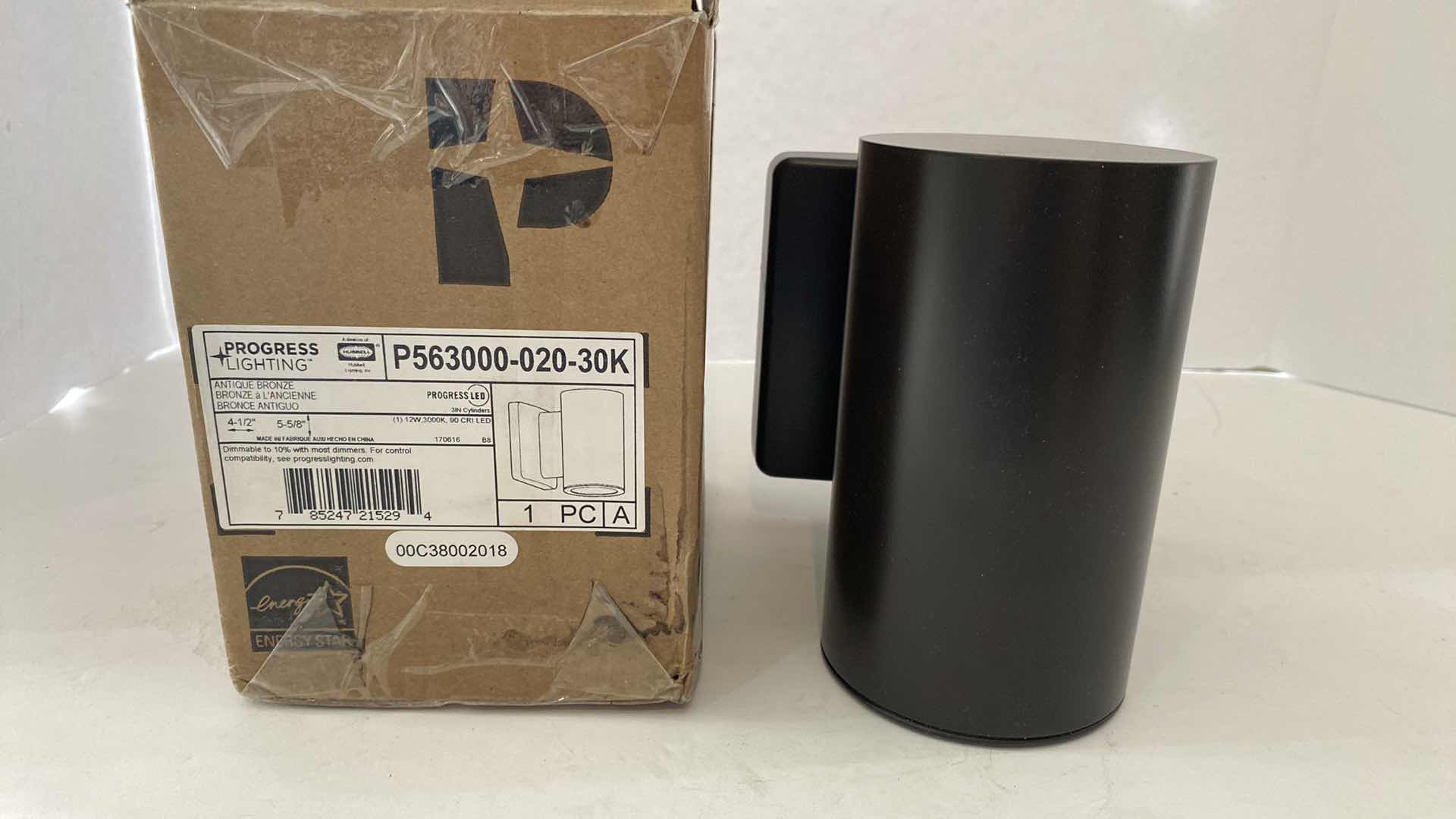 Photo 1 of NEW IN BOX PROGRESS LIGHTNING ANTIQUE BRONZE ACCENT LIGHT