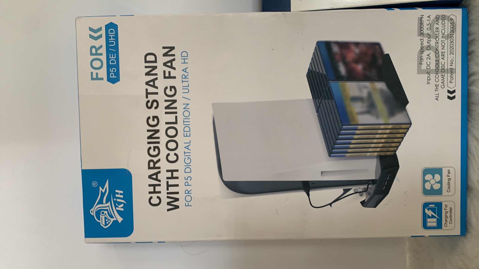 Photo 1 of 2 - NEW ELECTRONICS, CHARGING STAND AND ULTRABOOK CHARGER