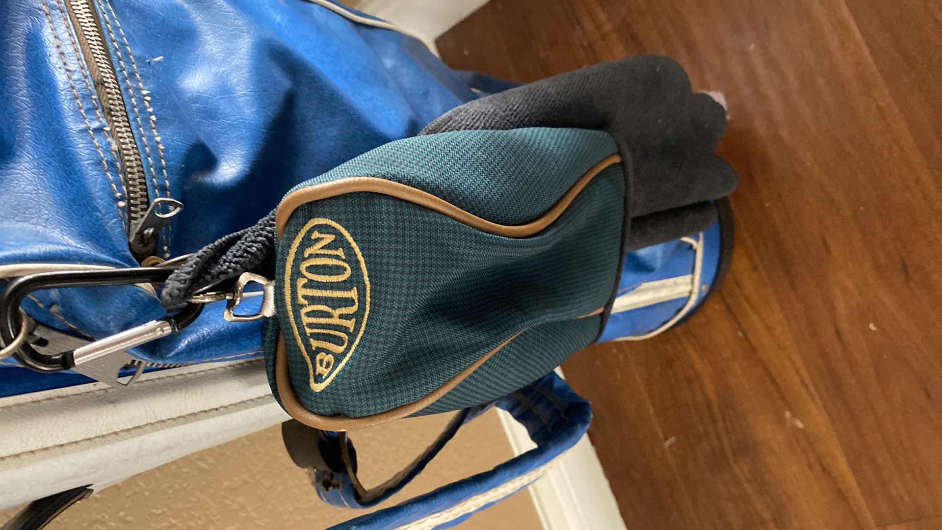 Photo 5 of GOLF BAG WITH DUNLOP AND ASSORTED CLUBS