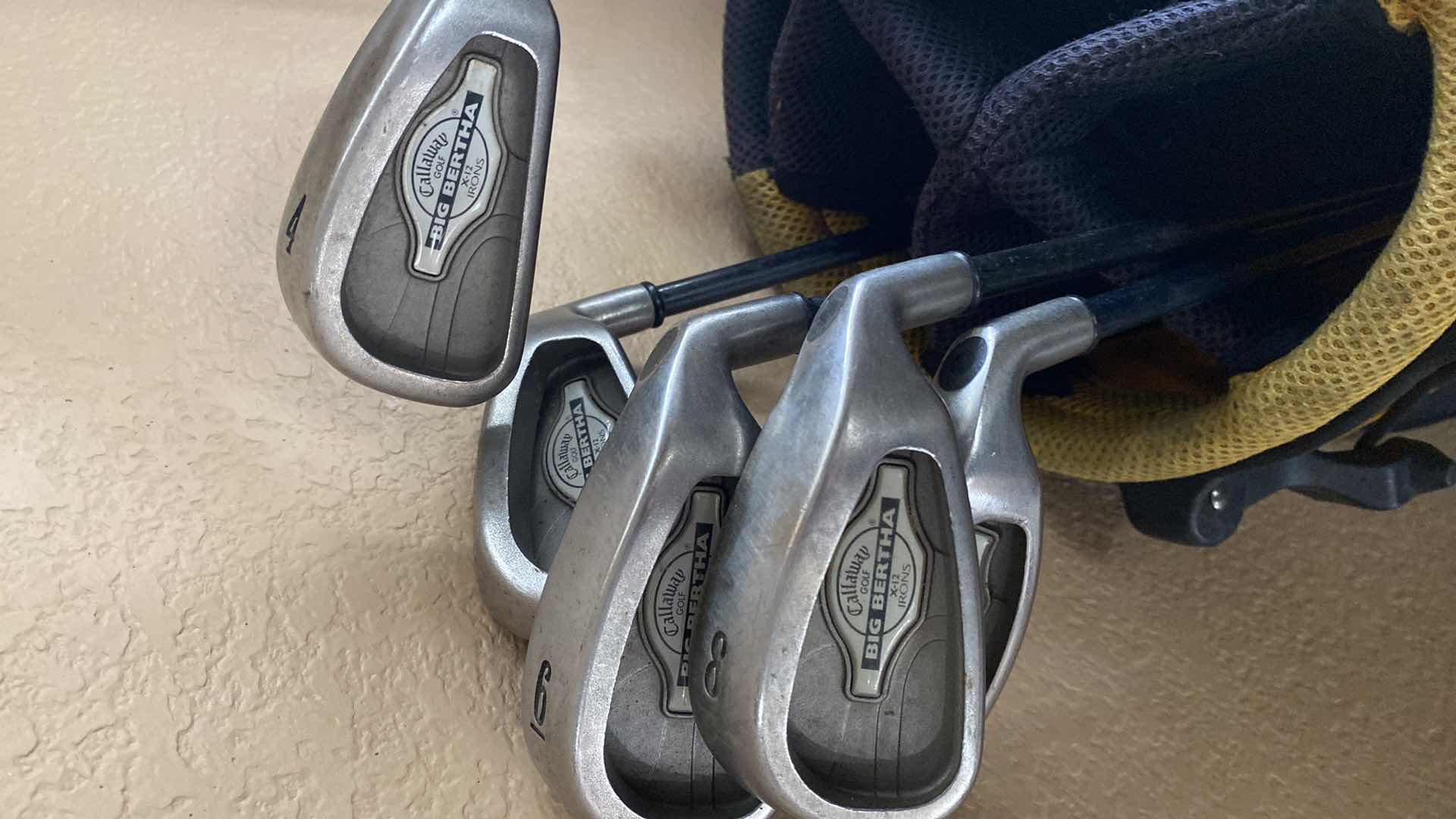 Photo 1 of GOLF BAG WITH MOSTLY BIG BERTHA CLUBS