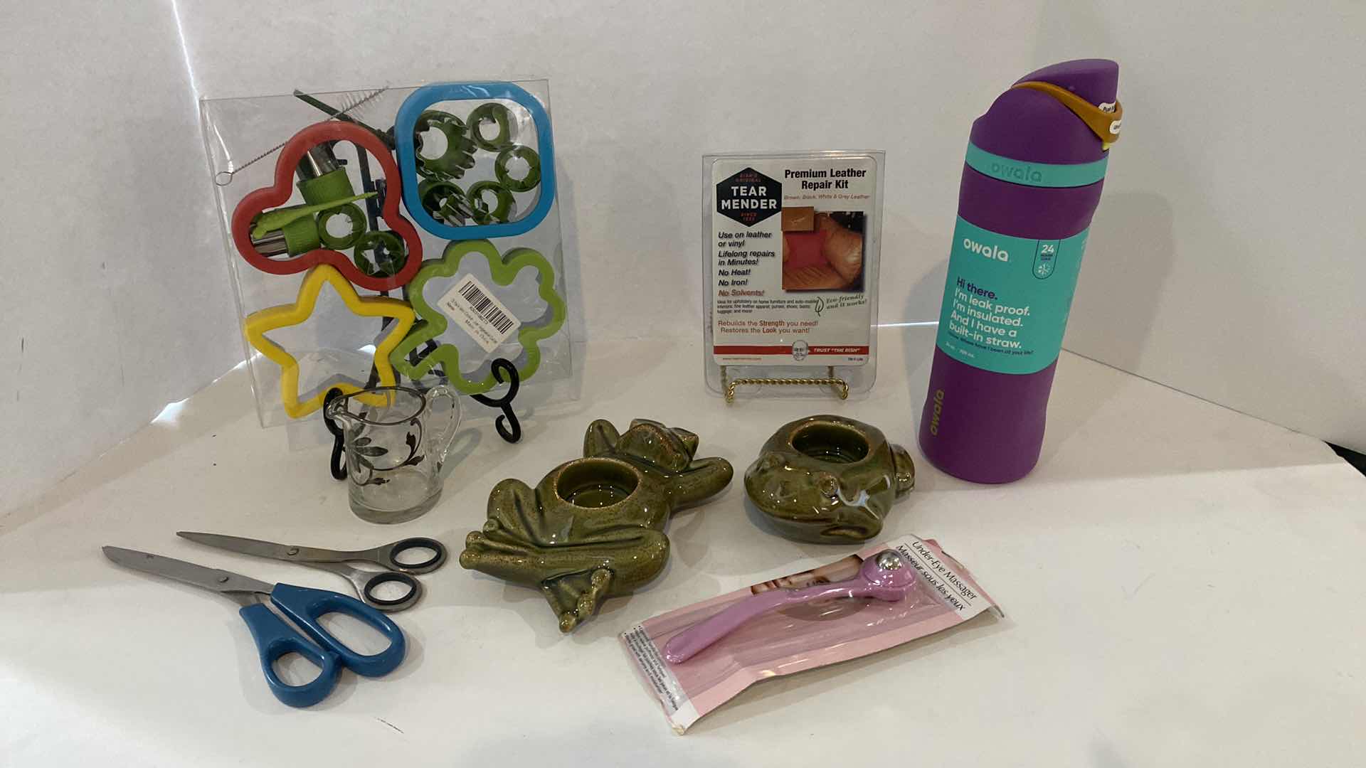 Photo 1 of ASSORTMENT OF HOUSEHOLD ITEMS