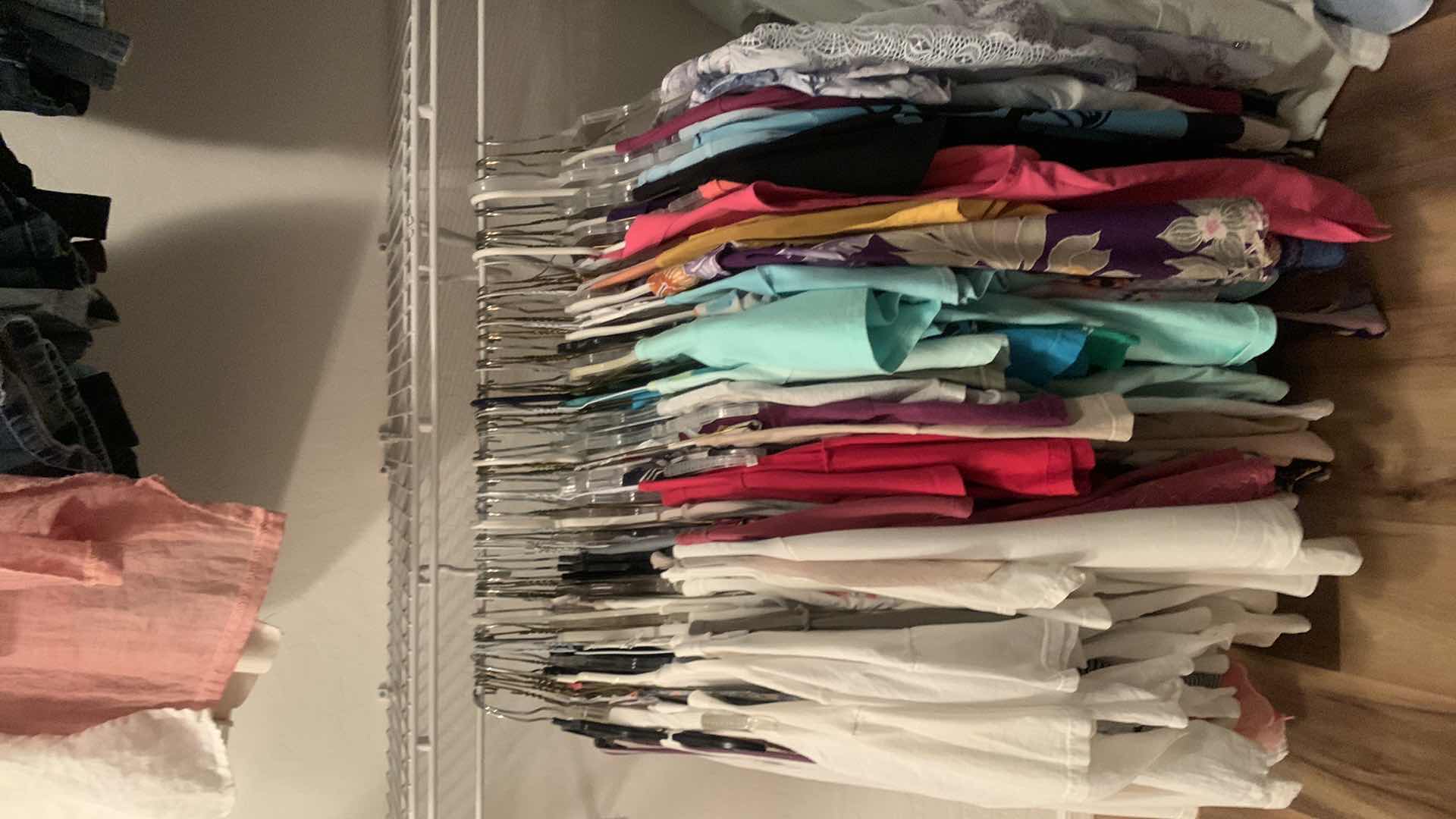 Photo 1 of HALF RACK OF WOMENS TOPS MOSTLY L XL