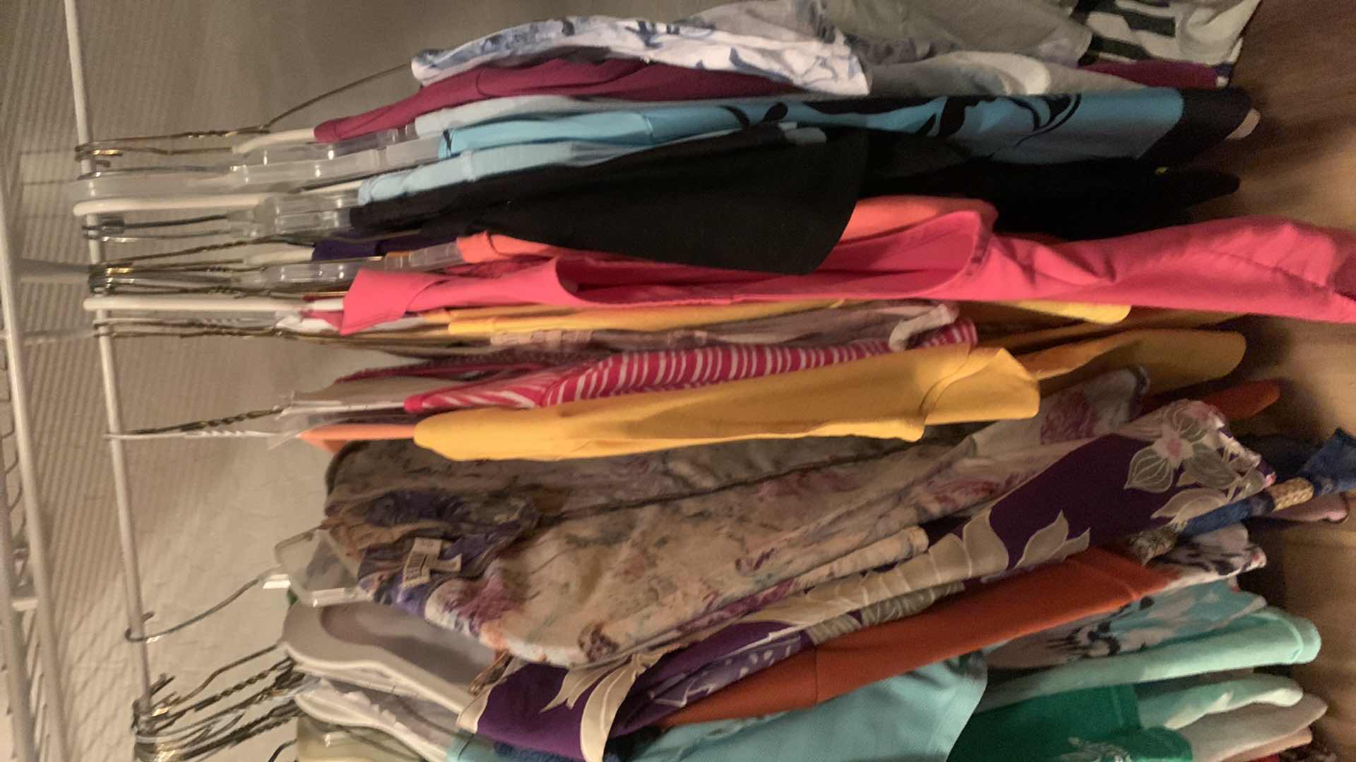 Photo 1 of HALF RACK OF WOMENS TOPS MOSTLY L XL