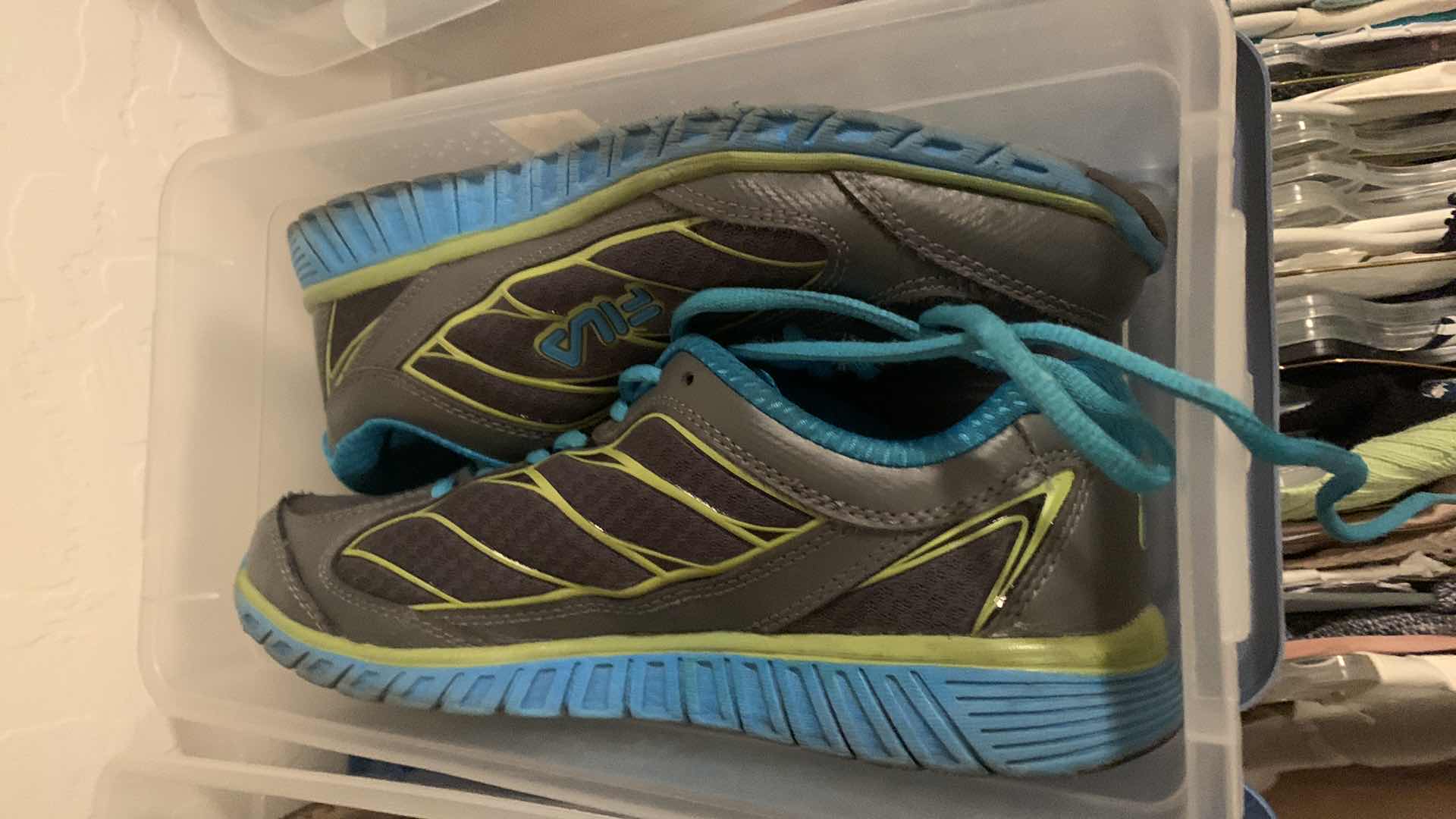 Photo 1 of 5 PAIRS WOMENS SHOES IN TOTES SIZE 8.5