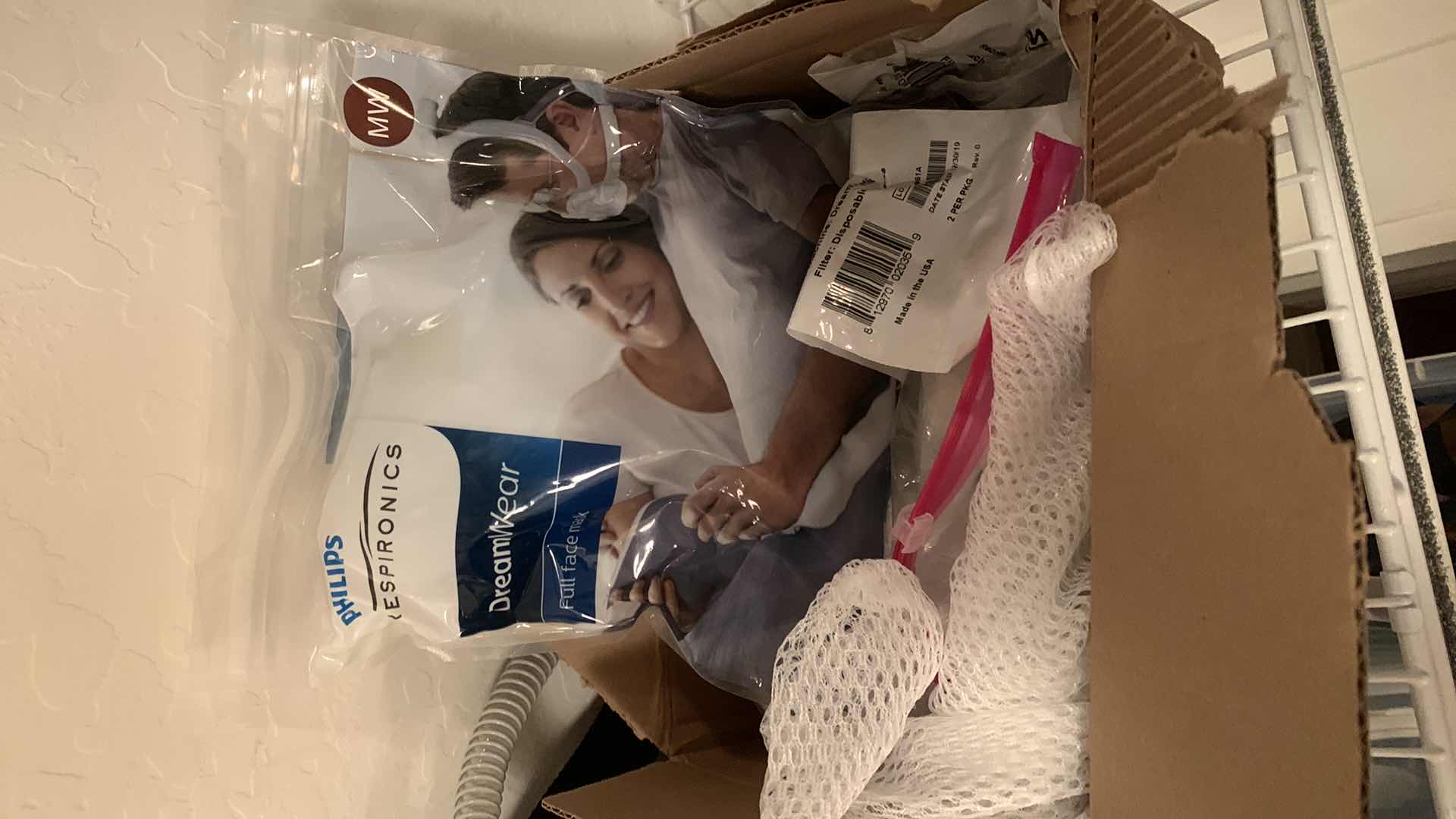 Photo 1 of C PAP MACHINE, CLEANING DEVICE, CARRYING CASE AND ACCESSORIES