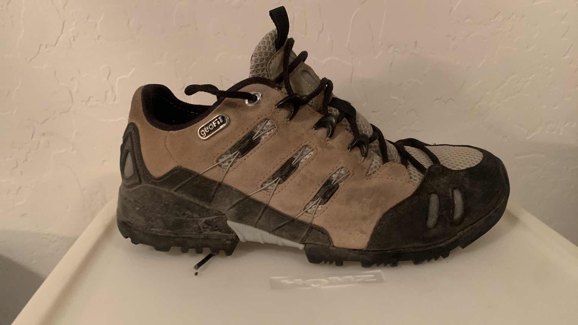 Photo 1 of ADIDAS WOMENS HIKING BOOTS SIZE 8.5