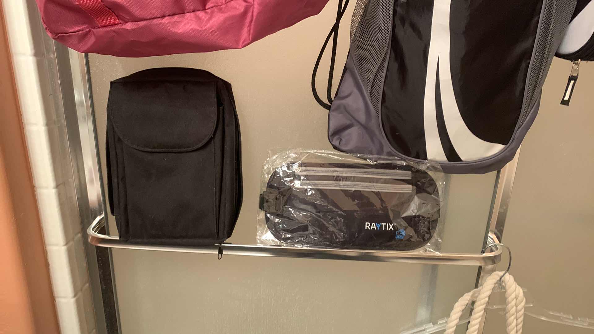 Photo 5 of TOTE ASSORTMENT