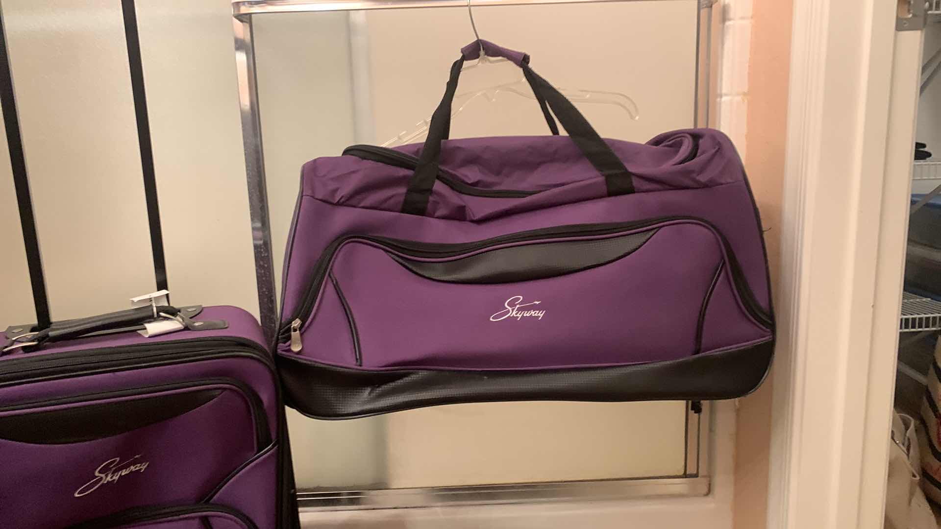 Photo 3 of 3 PIECE SKYWAY LUGGAGE SET