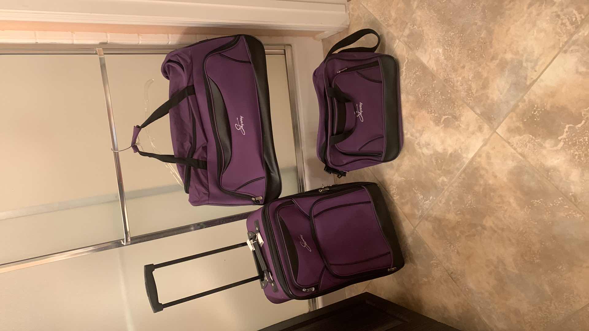 Photo 6 of 3 PIECE SKYWAY LUGGAGE SET