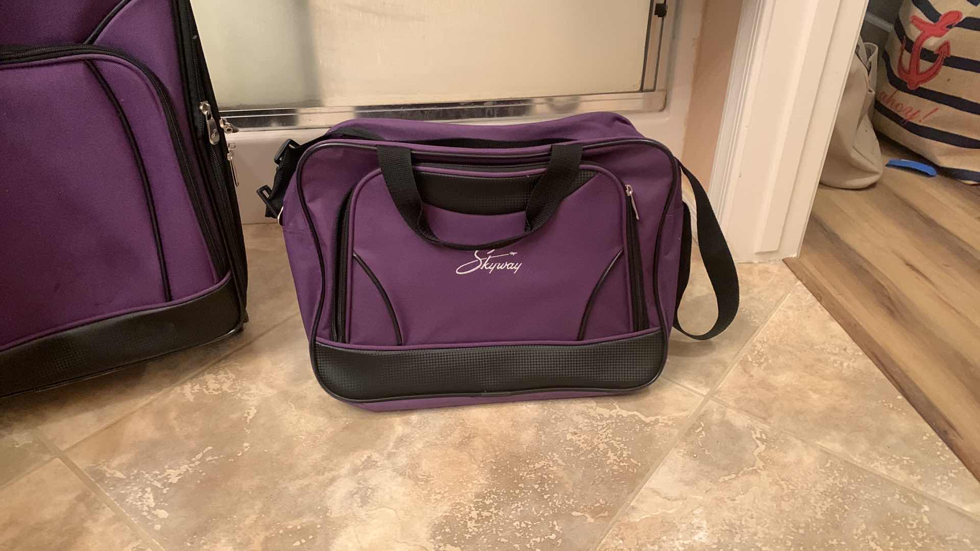 Photo 4 of 3 PIECE SKYWAY LUGGAGE SET