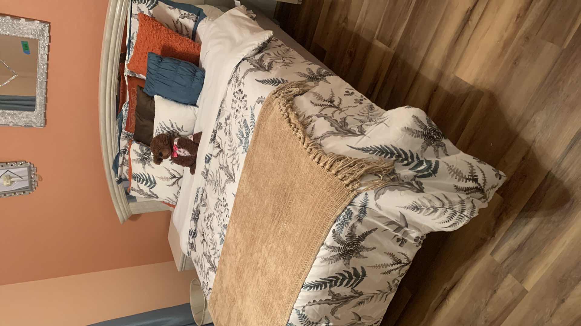 Photo 1 of QUEEN BEDDING THROW AND PILLOWS