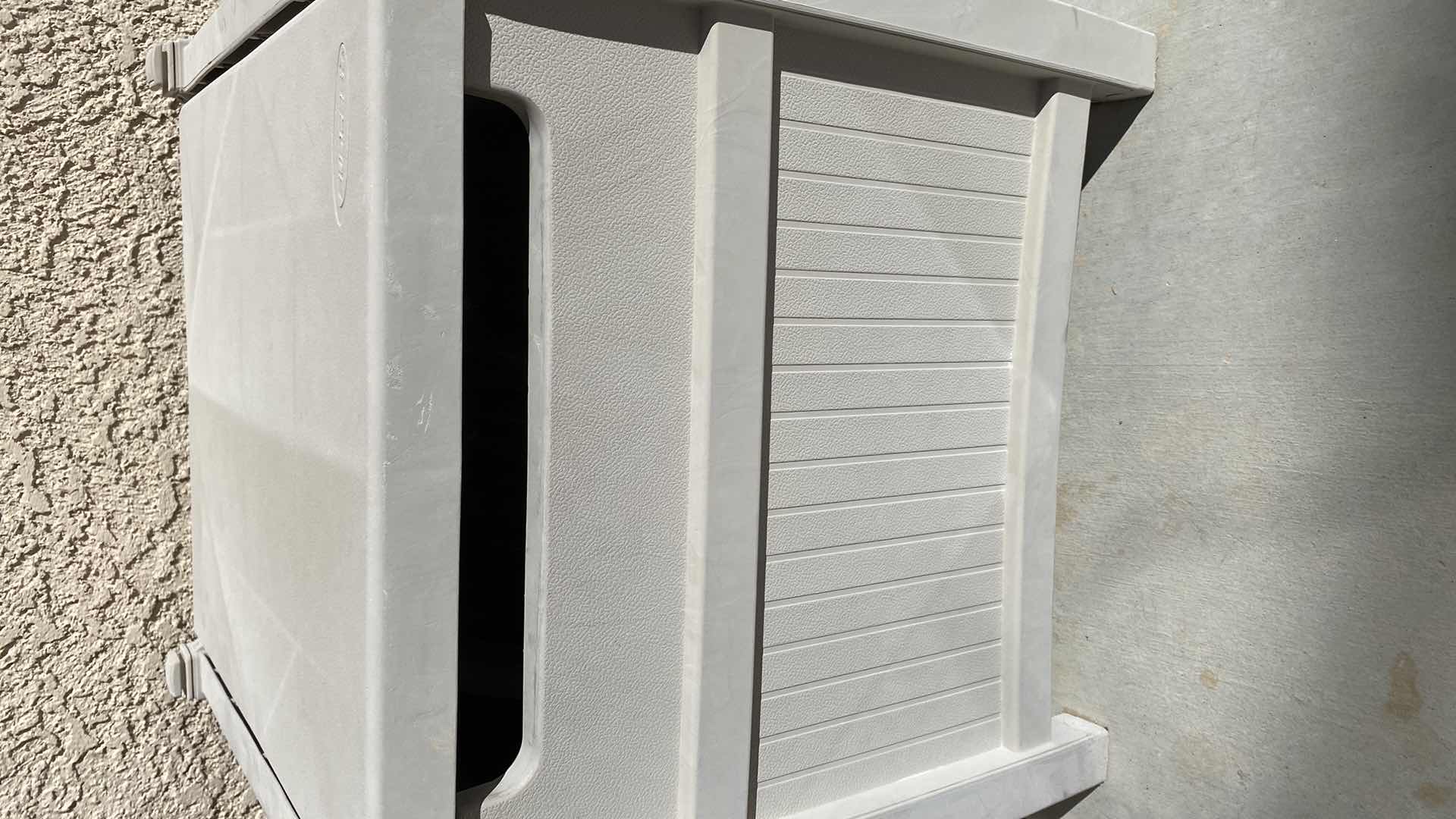 Photo 4 of HOSE IN SUNCAST BOX