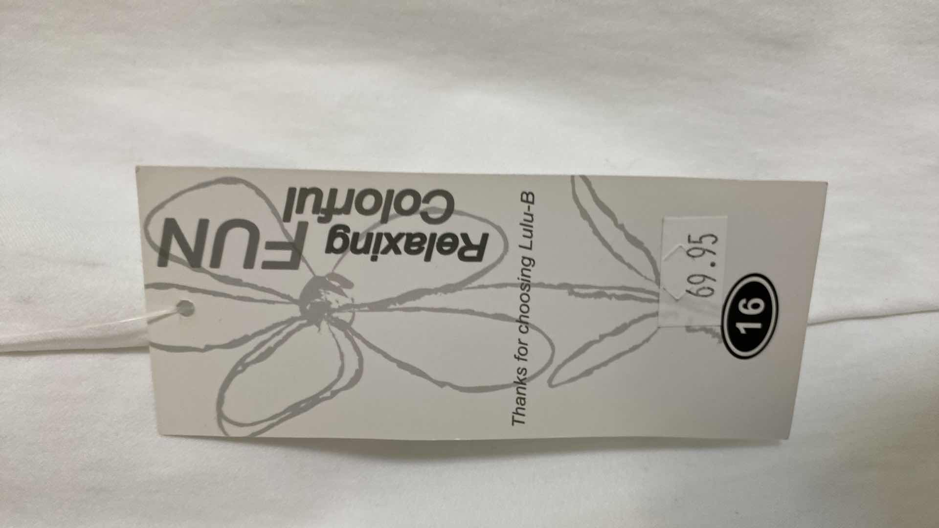 Photo 1 of NWT WOMEN’S SIZE 16 LULU-B ANKLE PANTS WITH SLIT 