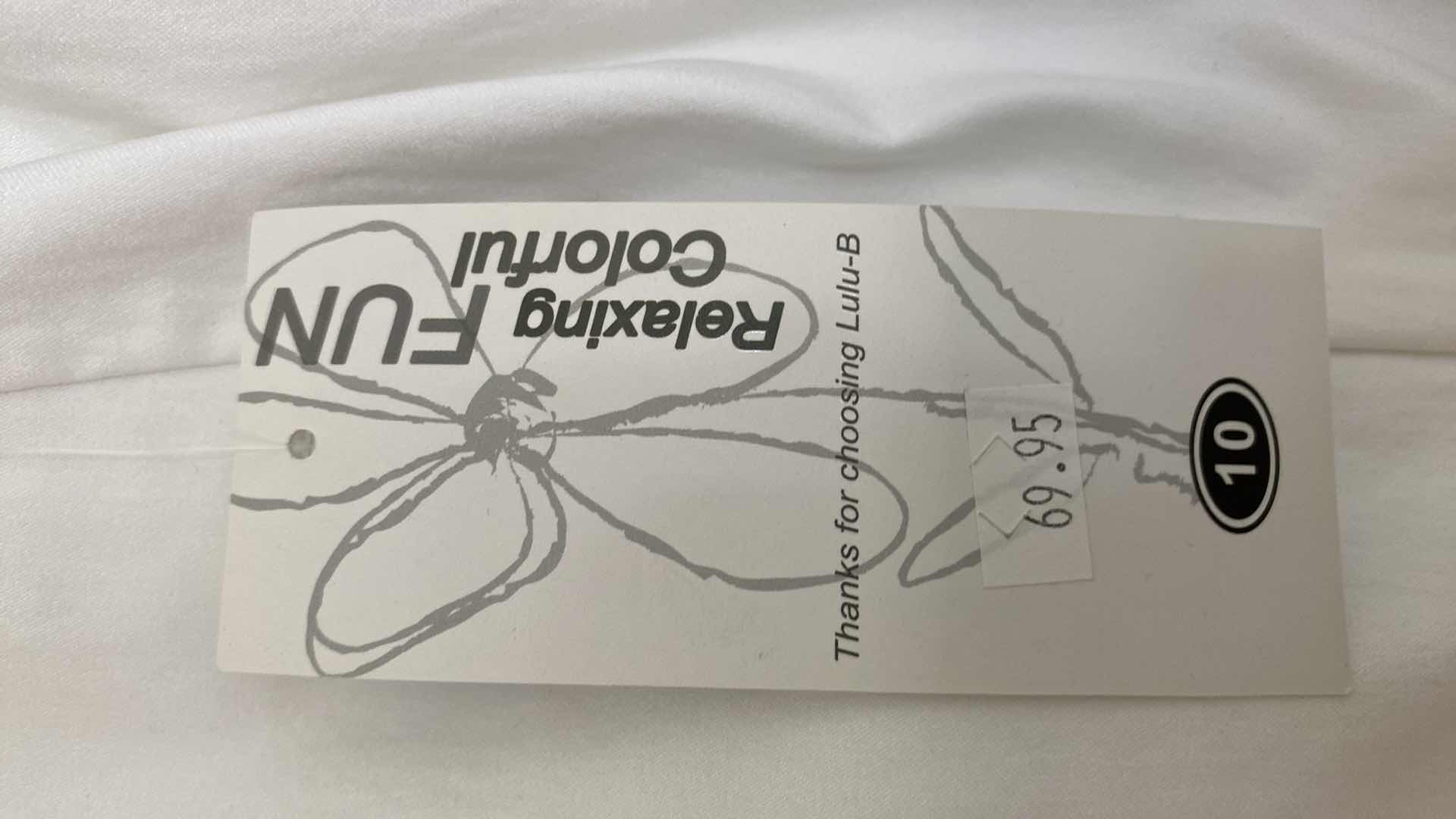 Photo 1 of NWT WOMEN’S SIZE 16 LULU-B ANKLE PANTS WITH SLIT 