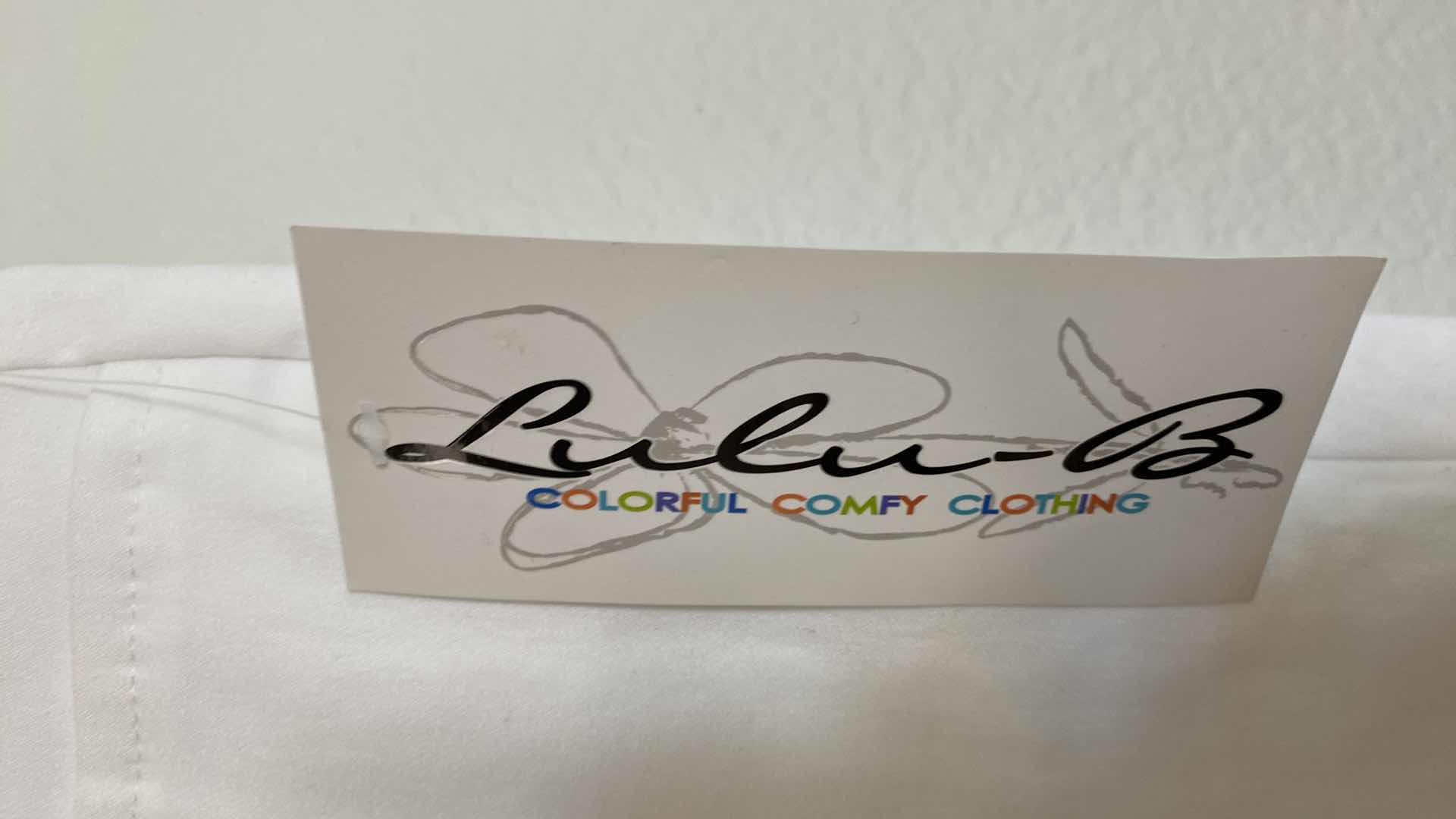 Photo 1 of NWT WOMEN’S SIZE 8 LULU-B PULL ON PANTS  