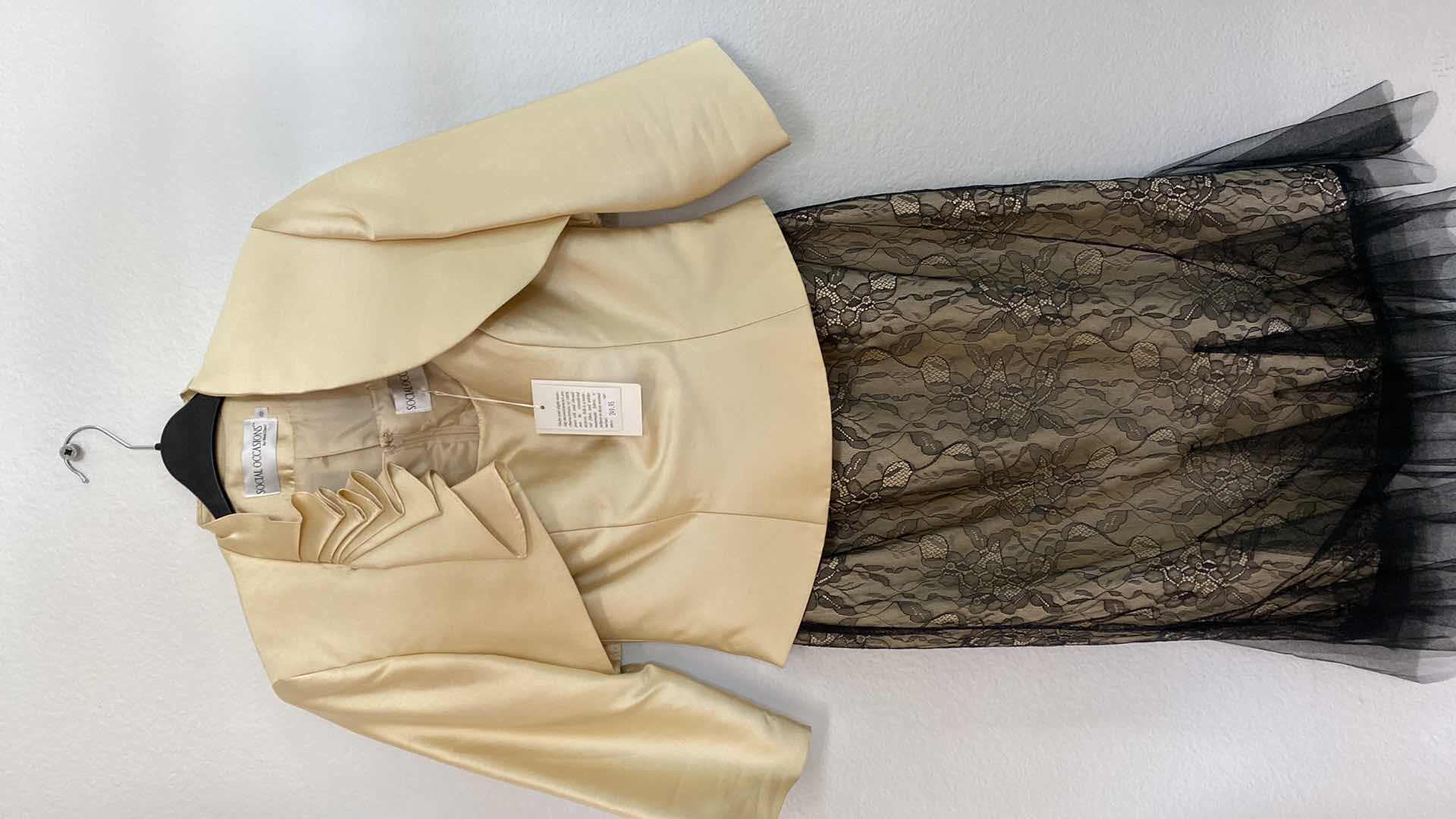 Photo 1 of NWT WOMEN’S SIZE 8 MON CHERI DRESS WITH CROP JACKET 