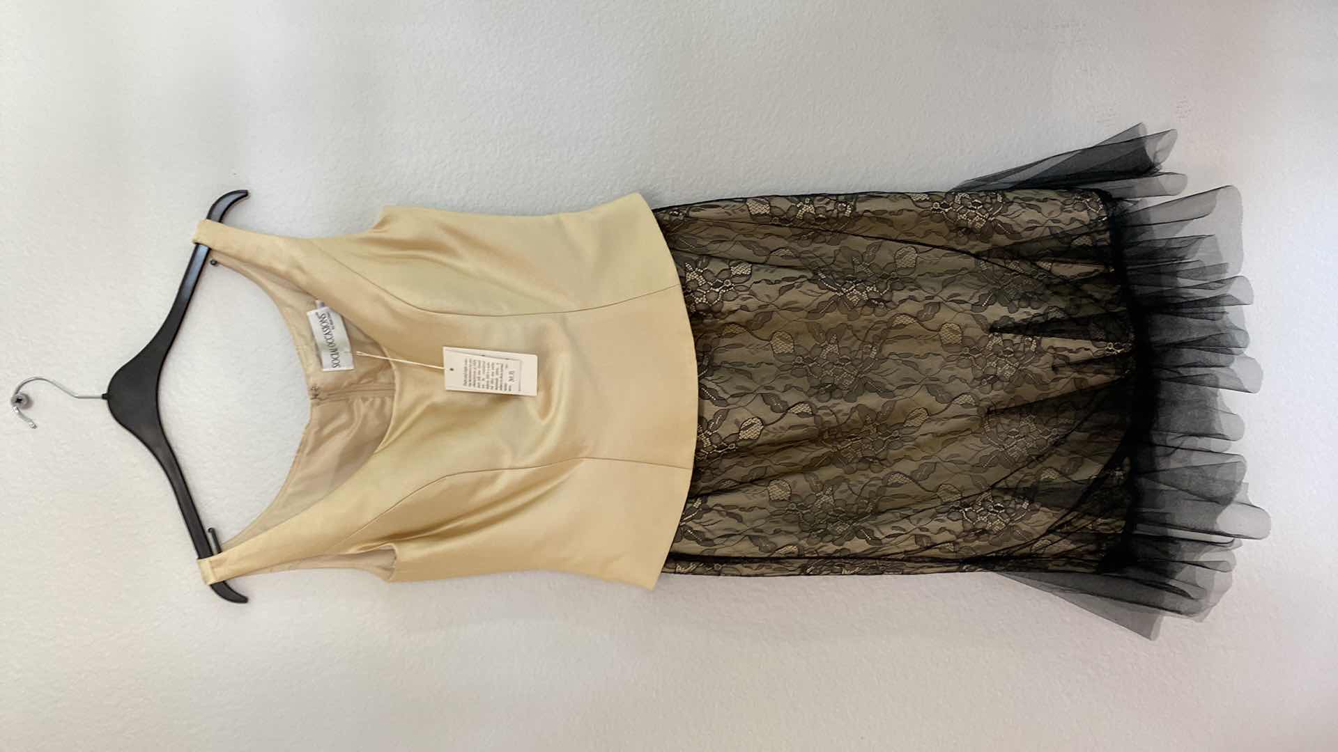 Photo 1 of NWT WOMEN’S SIZE 8 MON CHERI DRESS WITH CROP JACKET 