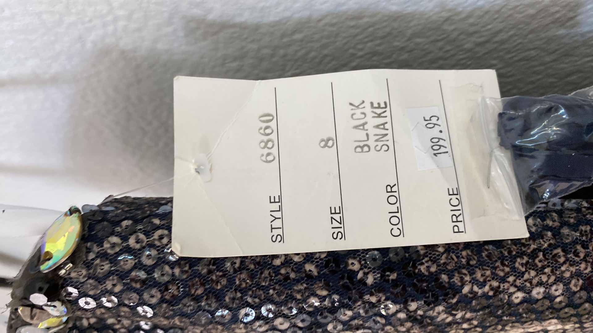 Photo 1 of NWT WOMEN’S SIZE 8 PARTY TIME DRESS 