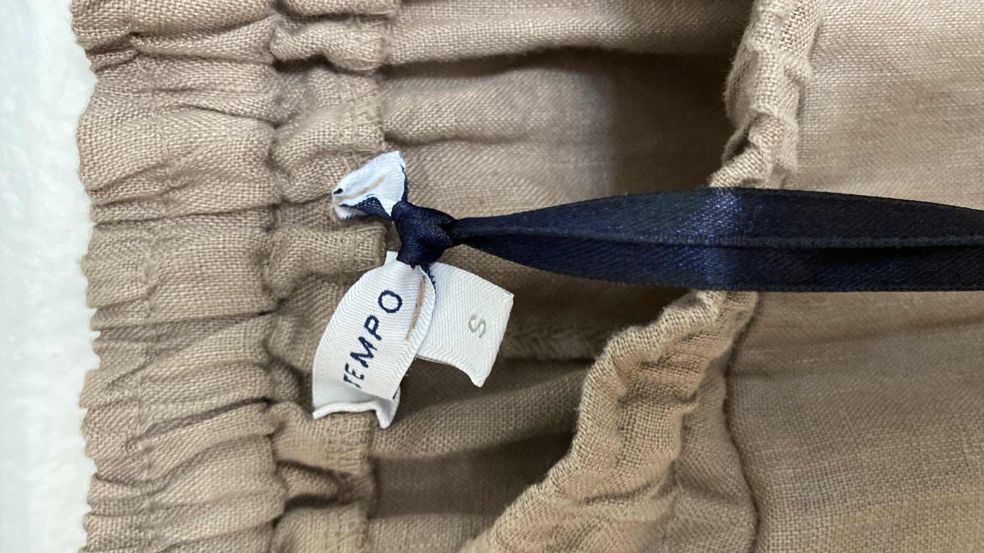 Photo 1 of NWT WOMEN’S SIZE SMALL TEMPO PARIS LIGHT WEIGHT PANTS 