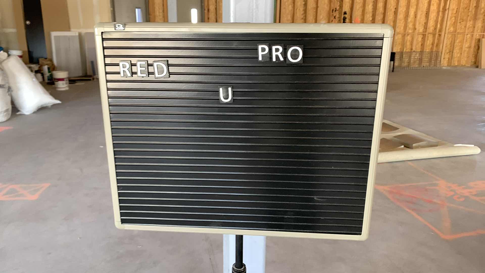 Photo 3 of ADJUSTABLE HEIGHT MAGNETIC BUSINESSES SIGN