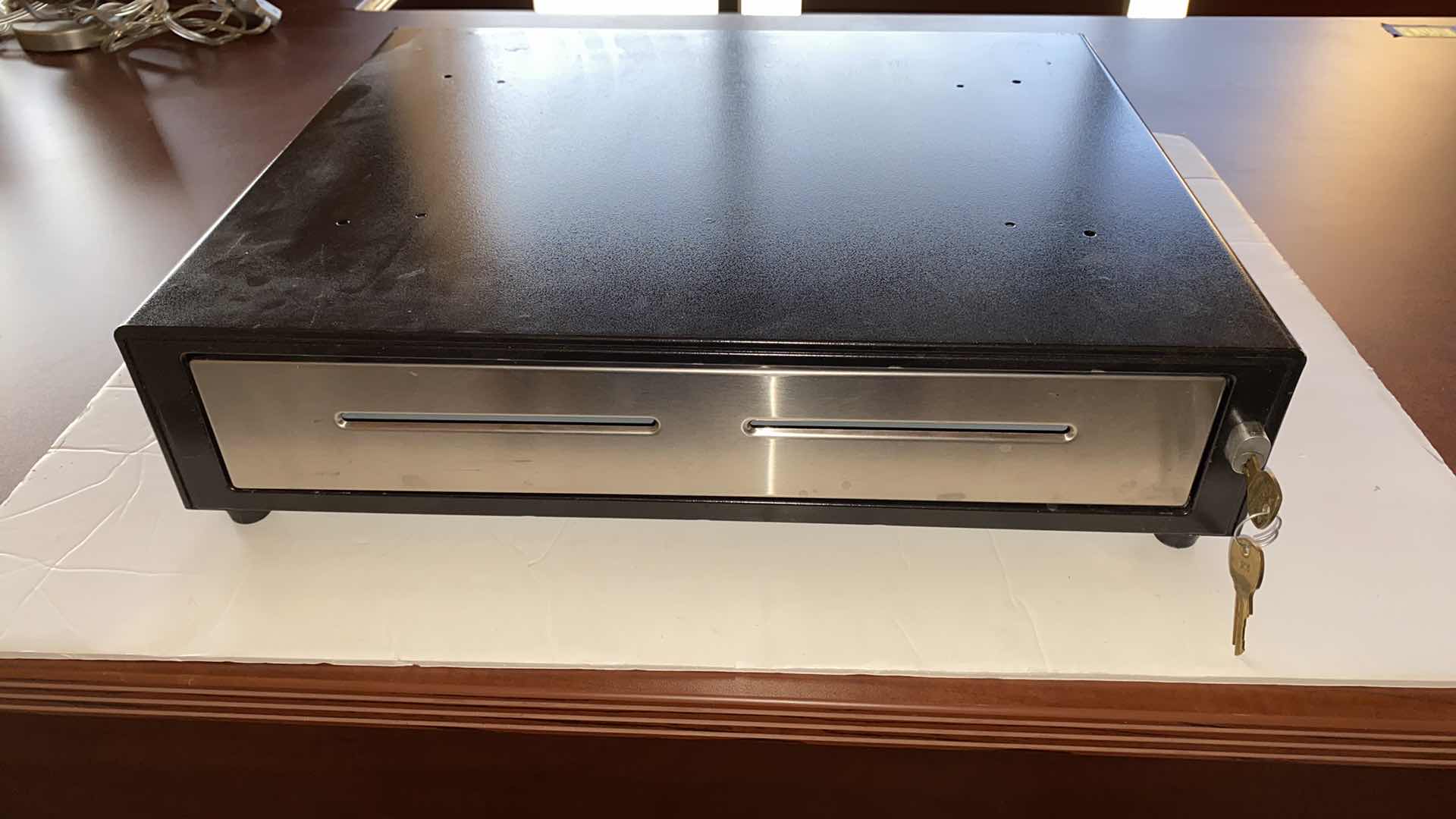 Photo 3 of MS CASH DRAWER WITH KEYS AND INSERT