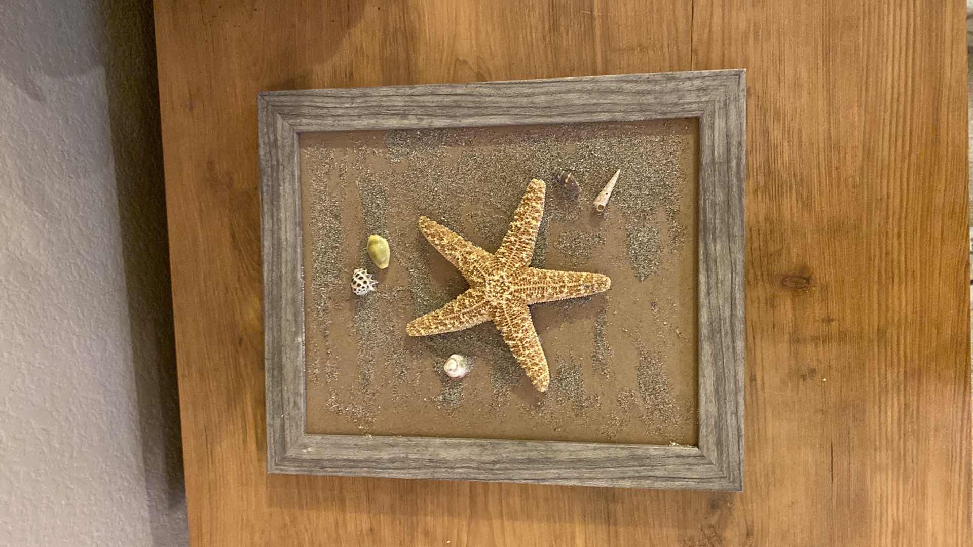 Photo 1 of 2 WALL ART LARGEST 9" X 12" AND RESIN STATUE BOY WITH TAMBOURINE H17"