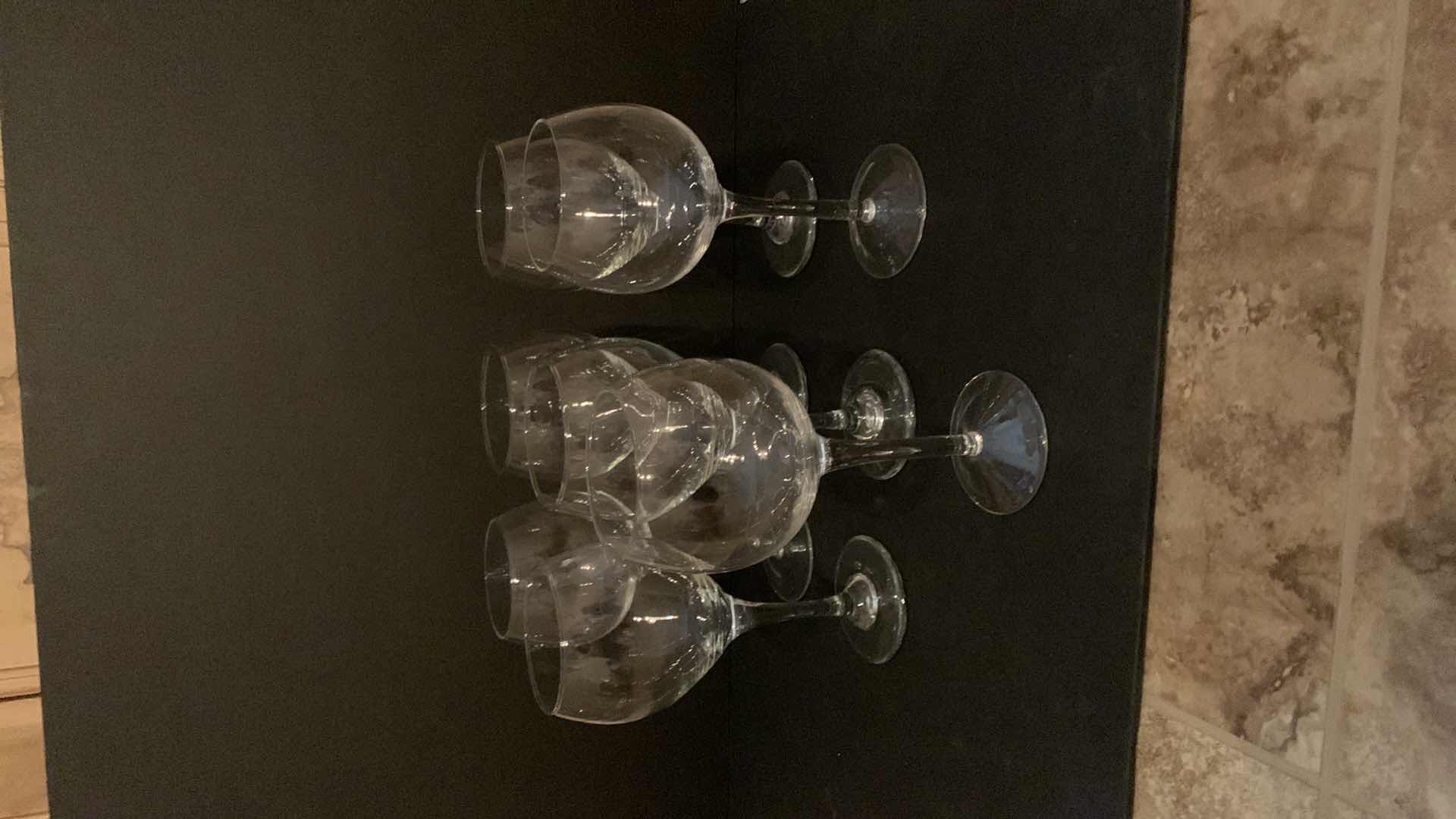 Photo 1 of 11 WINE GLASSES