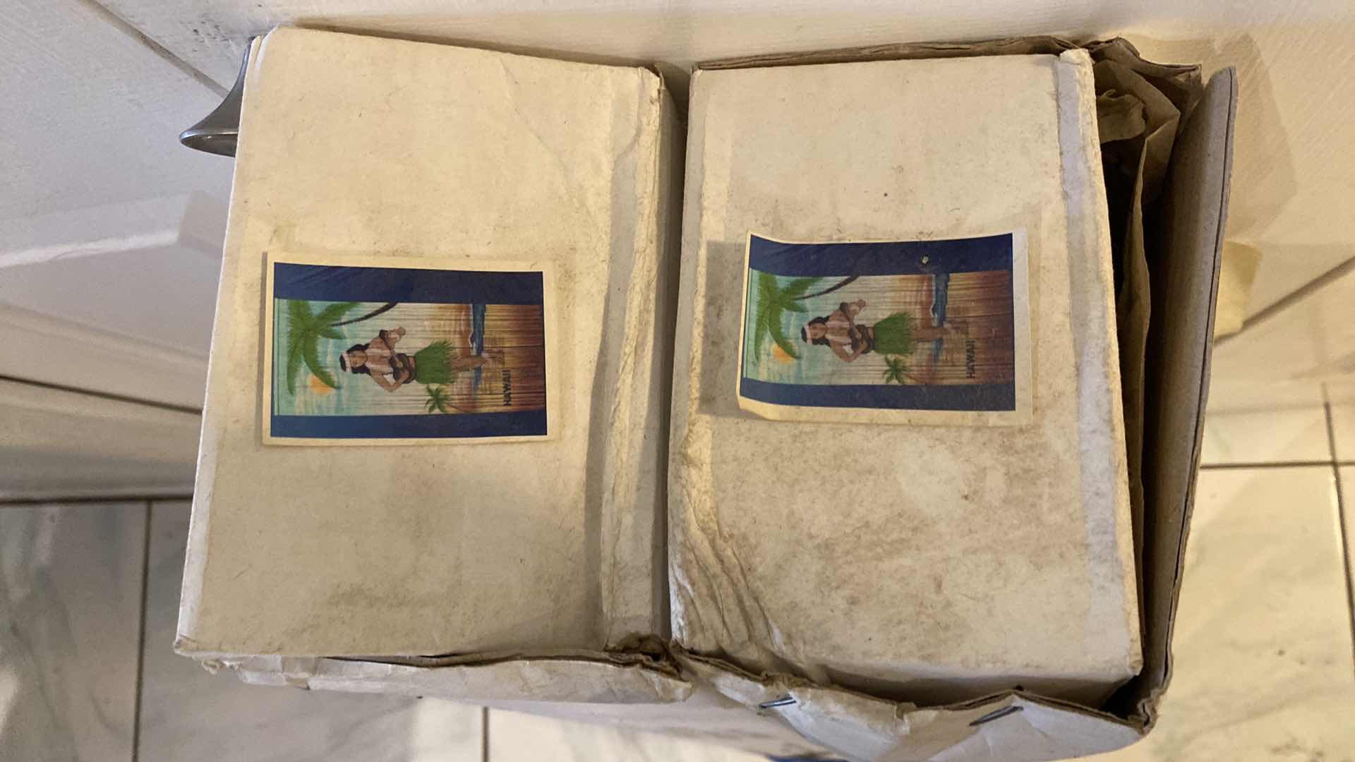 Photo 1 of 2 BAMBOO HAWAII THEMED CURTAINS AND DASH ORNAMENT