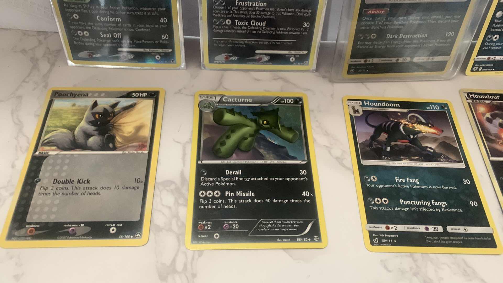 Photo 1 of 10 COLLECTIBLE POKÉMON CARDS