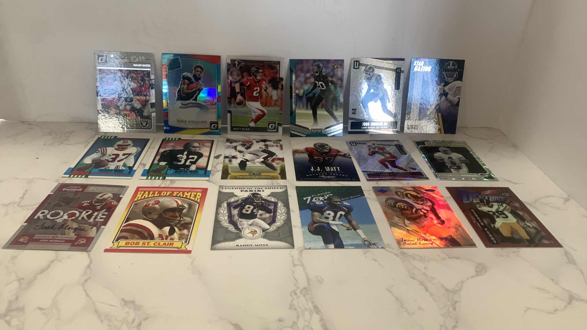 Photo 1 of 18 COLLECTIBLE FOOTBALL CARDS