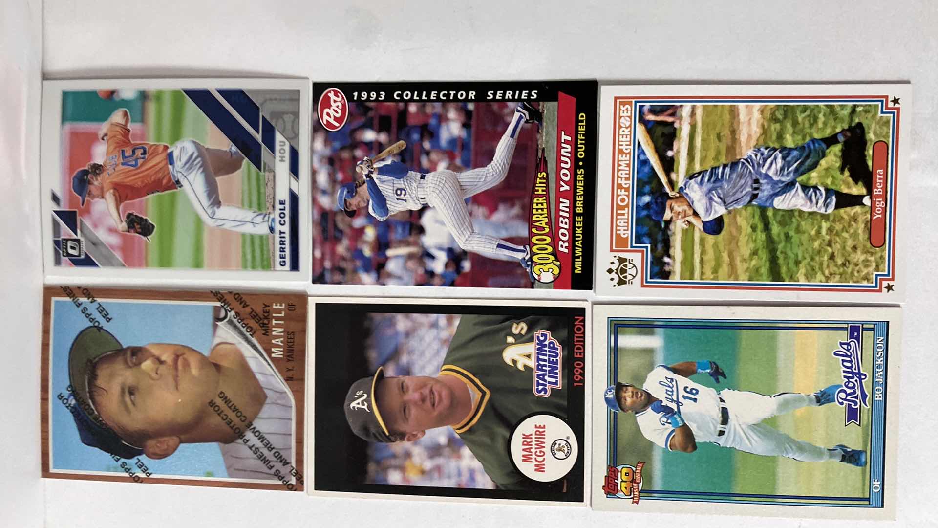 Photo 1 of 11 COLLECTIBLE BASEBALL CARDS (1MICKEY MANTLE)