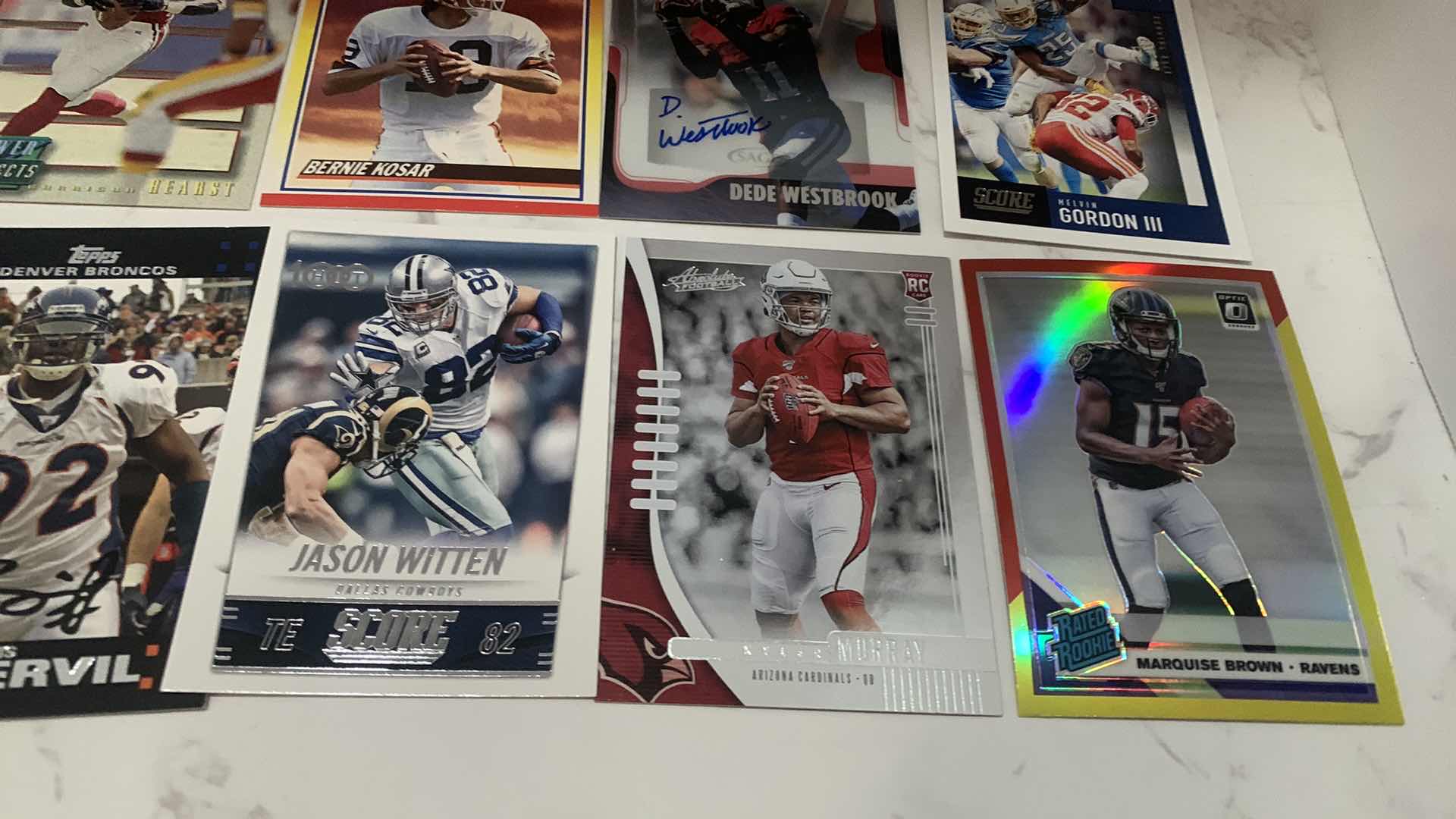 Photo 10 of 26 COLLECTIBLE BASEBALL CARDS-  1 SIGNED