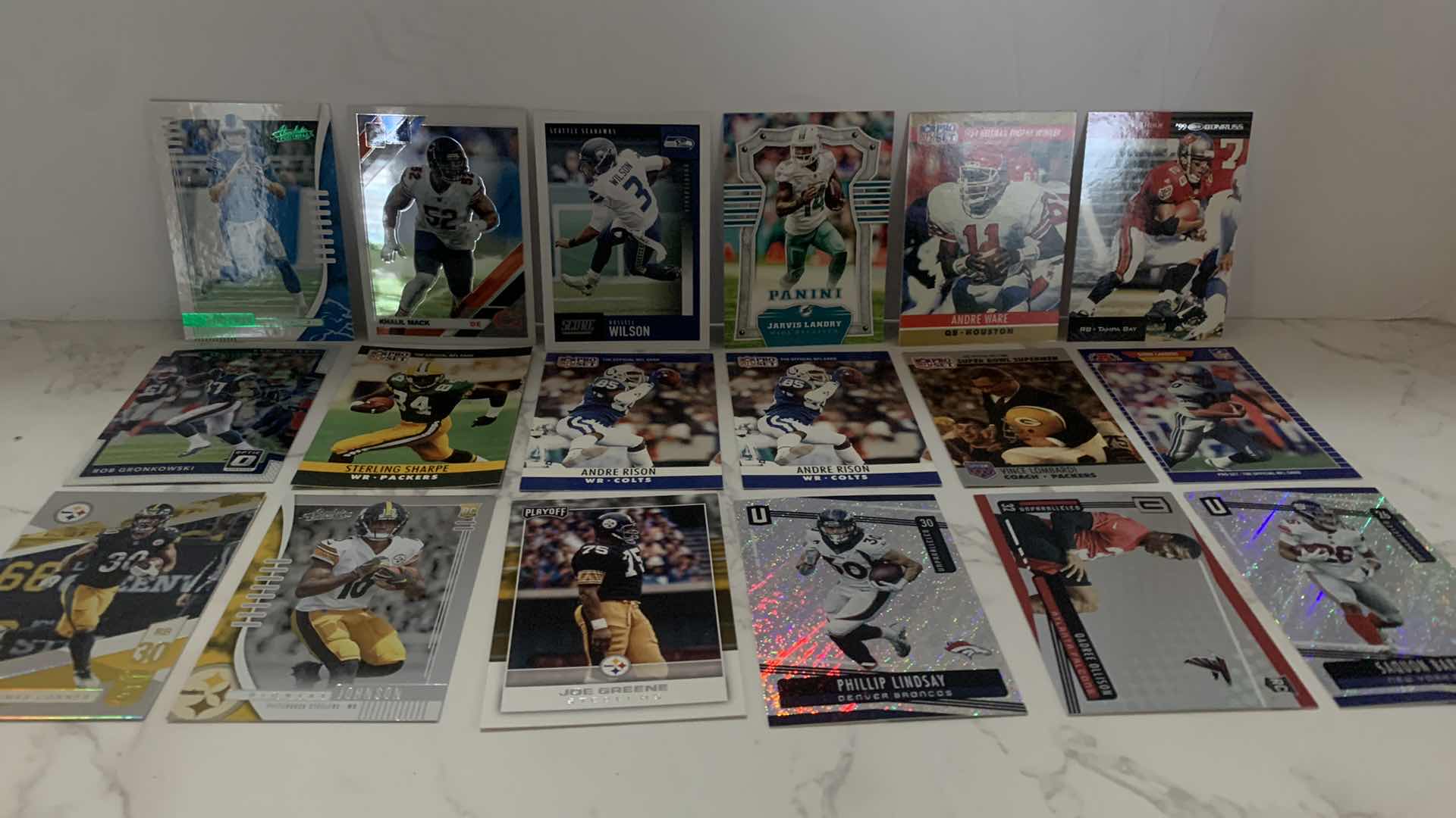 Photo 9 of 18 COLLECTIBLE FOOTBALL CARDS